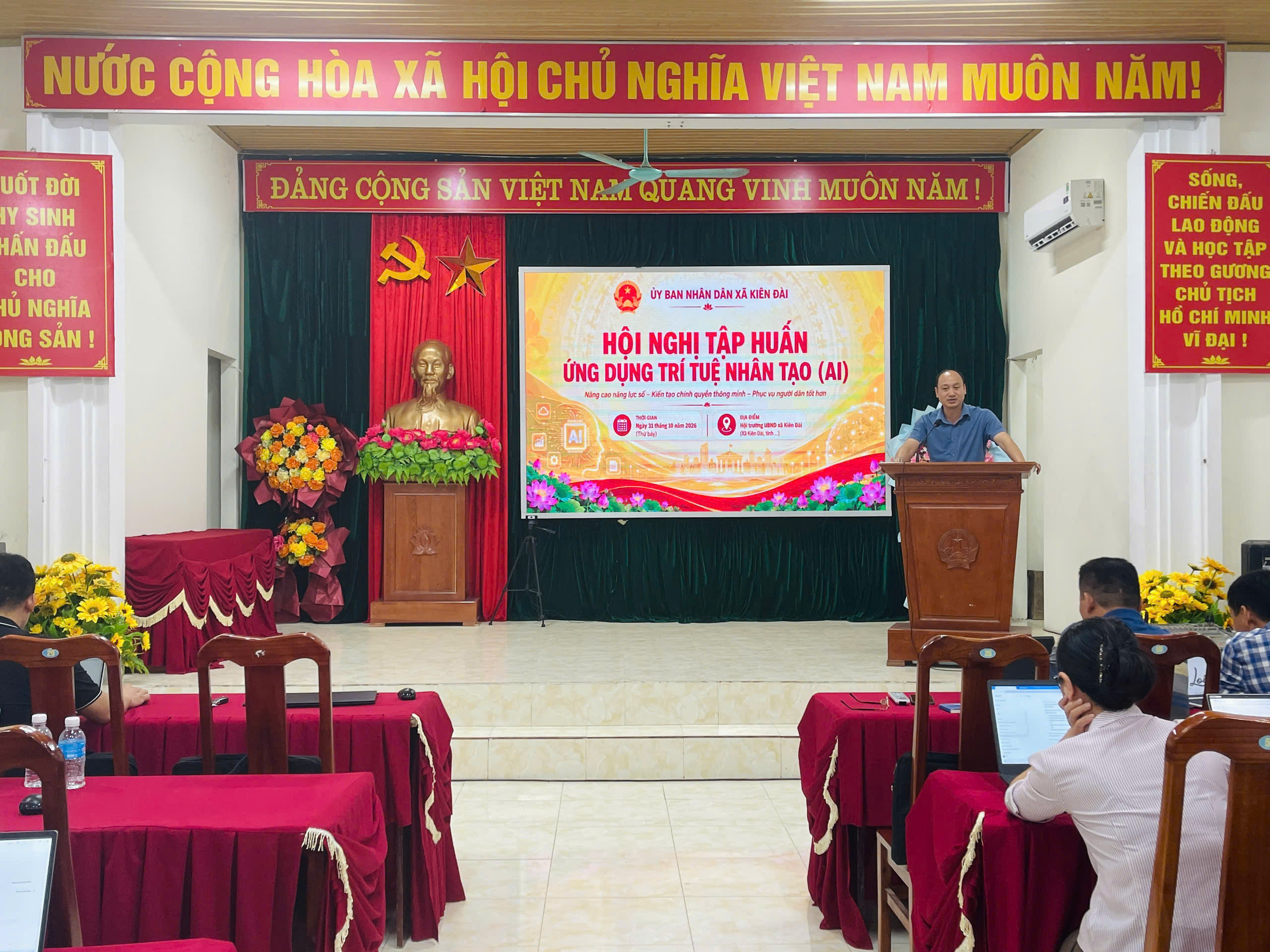 Xã Kiên Đài tập huấn ứng dụng trí tuệ nhân tạo (AI) trong thực hiện nhiệm vụ