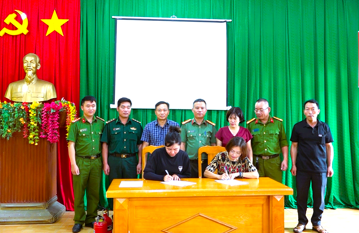 Xã Tùng Vài: Đẩy mạnh tuyên truyền phòng cháy, chữa cháy, cứu nạn, cứu hộ