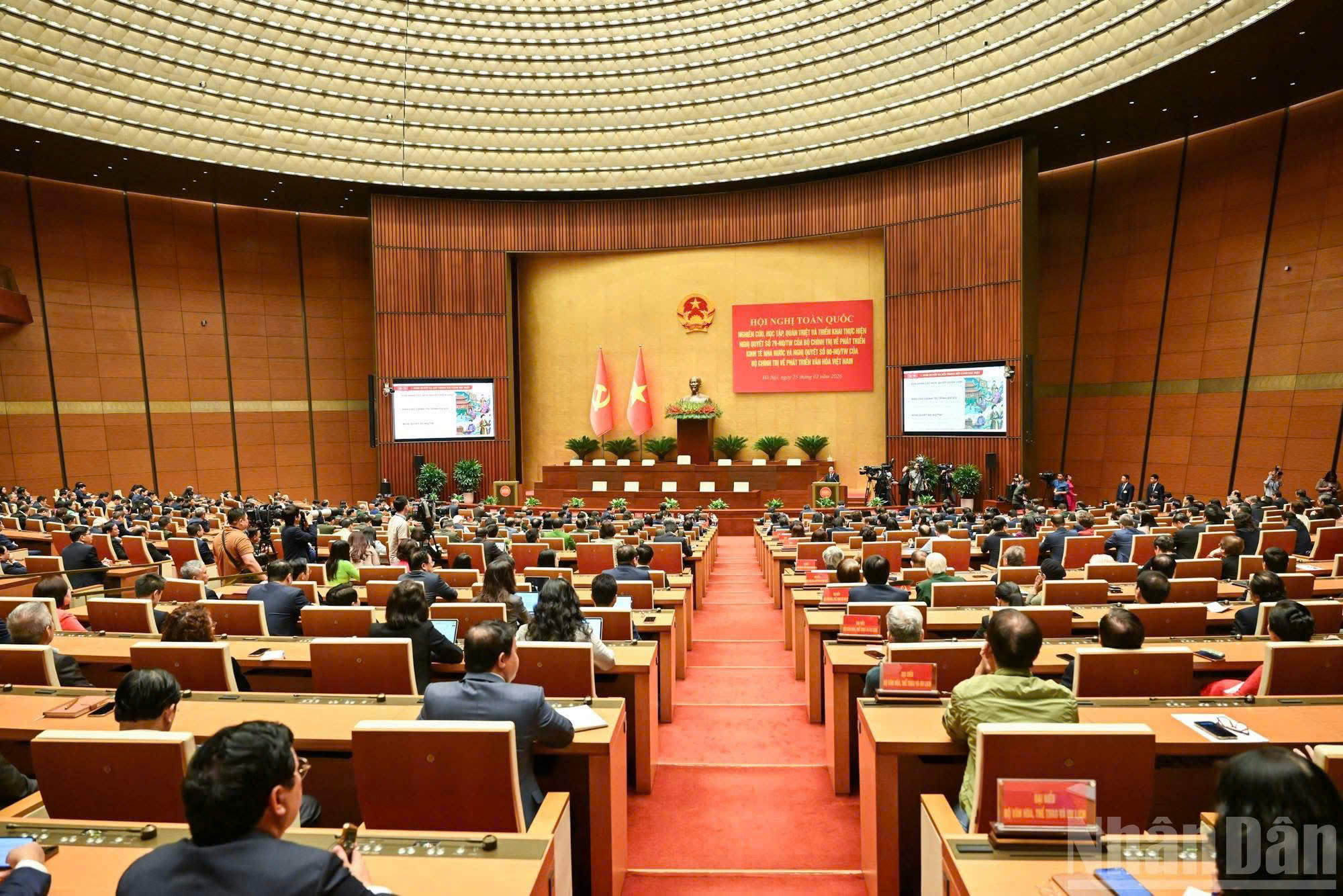 Triển khai Nghị quyết 79 về phát triển kinh tế Nhà nước và Nghị quyết 80 về phát triển văn hóa Việt Nam 