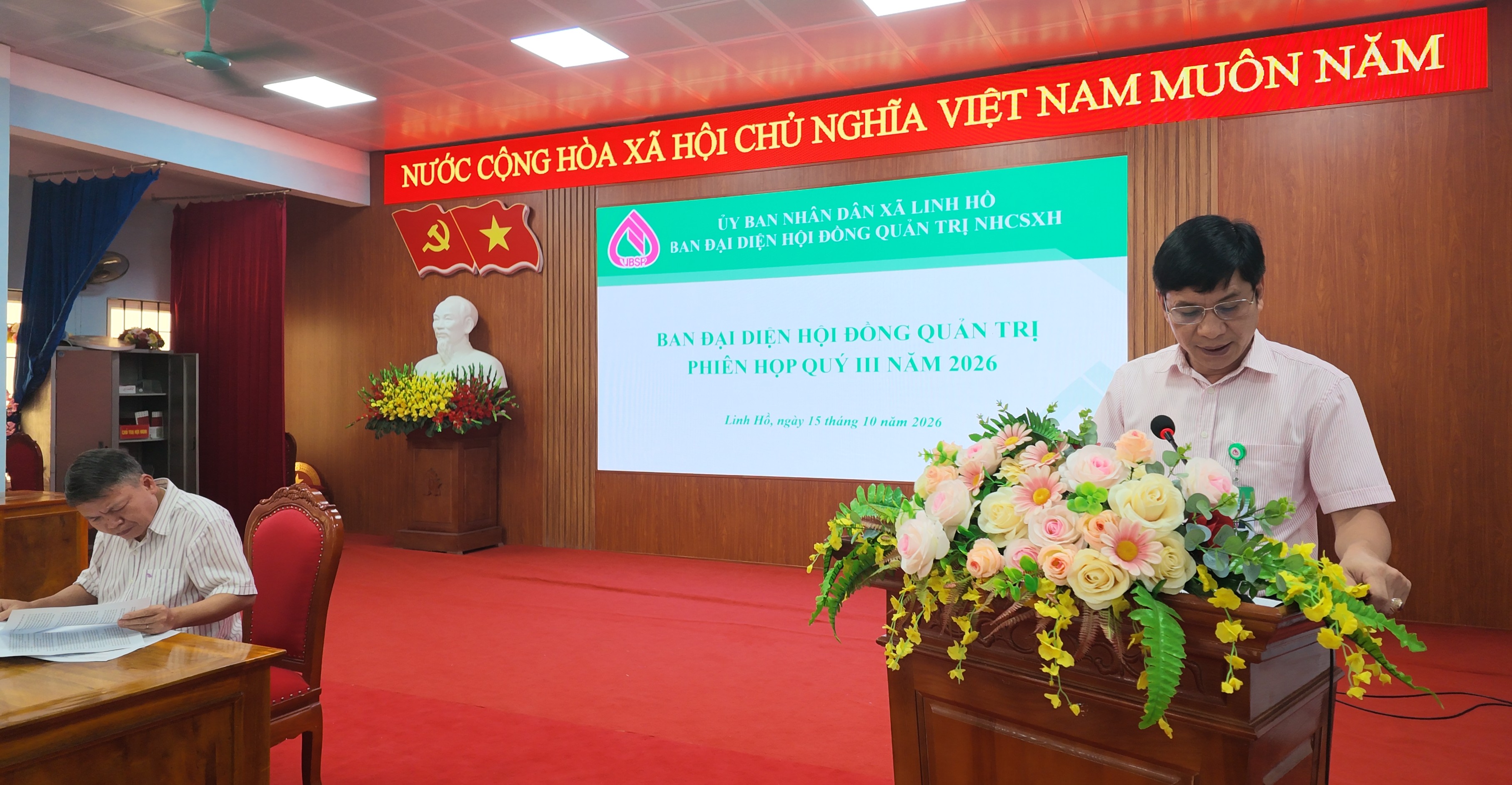 Ng&acirc;n h&agrave;ng 2.JPG