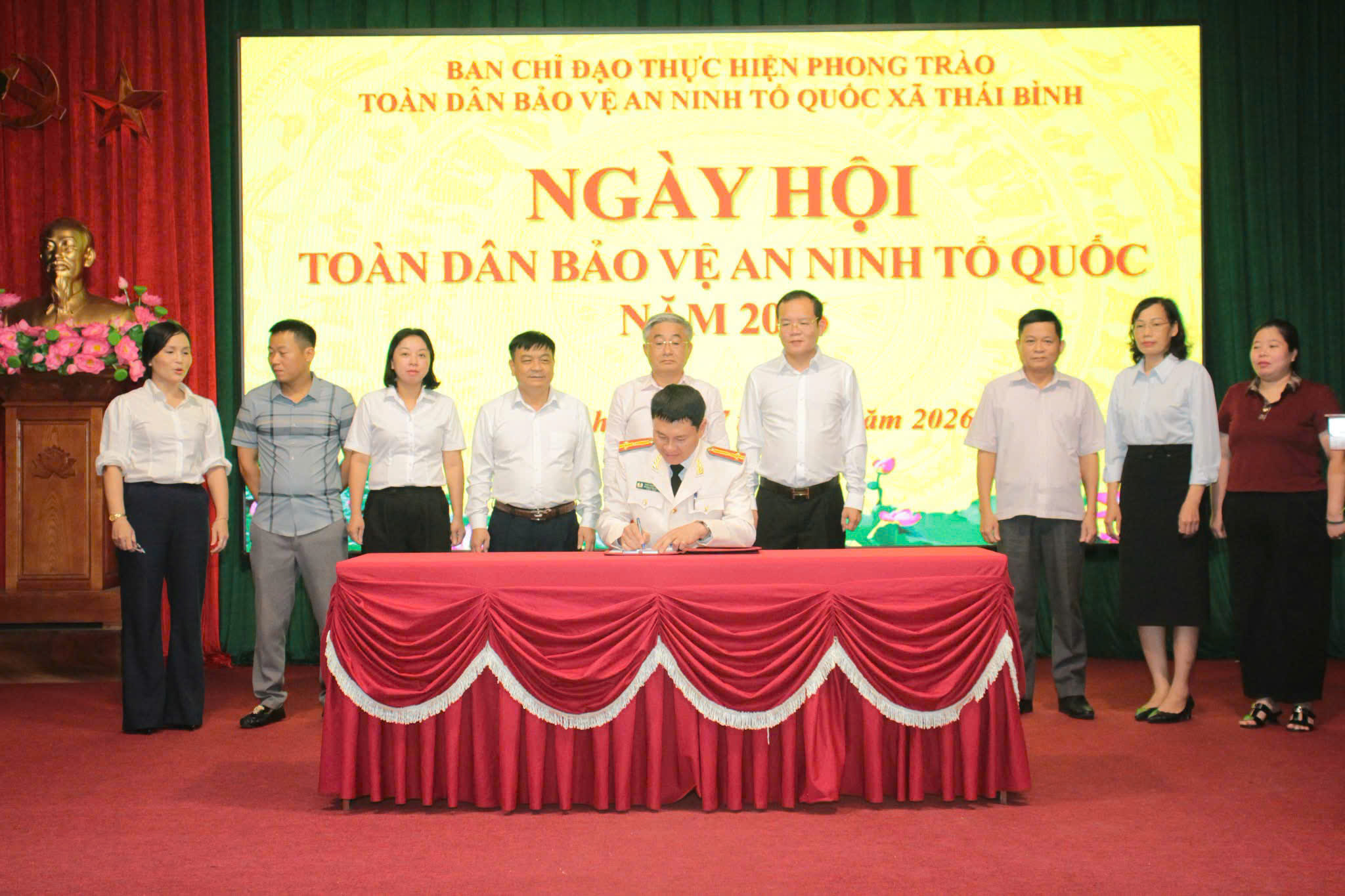 XÃ THÁI BÌNH TỔ CHỨC NGÀY HỘI “TOÀN DÂN BẢO VỆ AN NINH TỔ QUỐC” VÀ HỘI NGHỊ “CÔNG AN LẮNG NGHE Ý KIẾN NHÂN DÂN” NĂM 2026