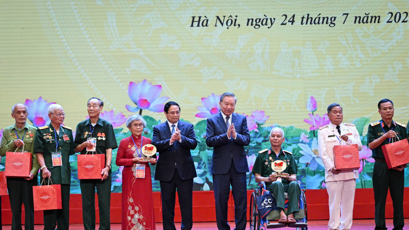 Chăm lo chu đáo để đời sống vật chất, tinh thần của người có công tốt đẹp hơn