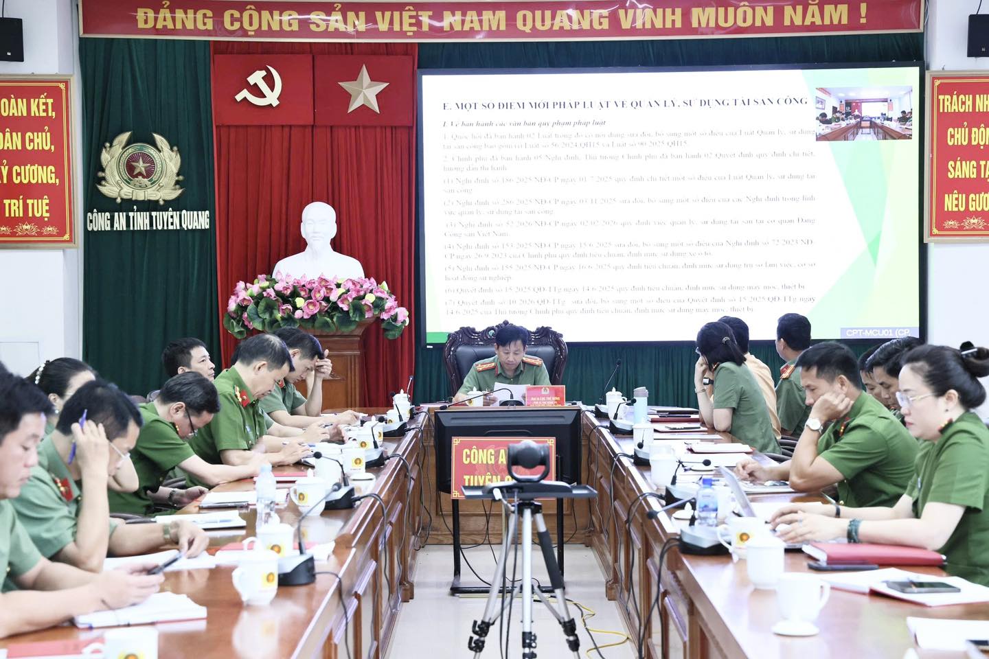 CẬP NHẬT KIẾN THỨC, QUY ĐỊNH MỚI CỦA PHÁP LUẬT, BỒI DƯỠNG NGHIỆP VỤ CÔNG TÁC KIỂM TRA, GIÁM SÁT