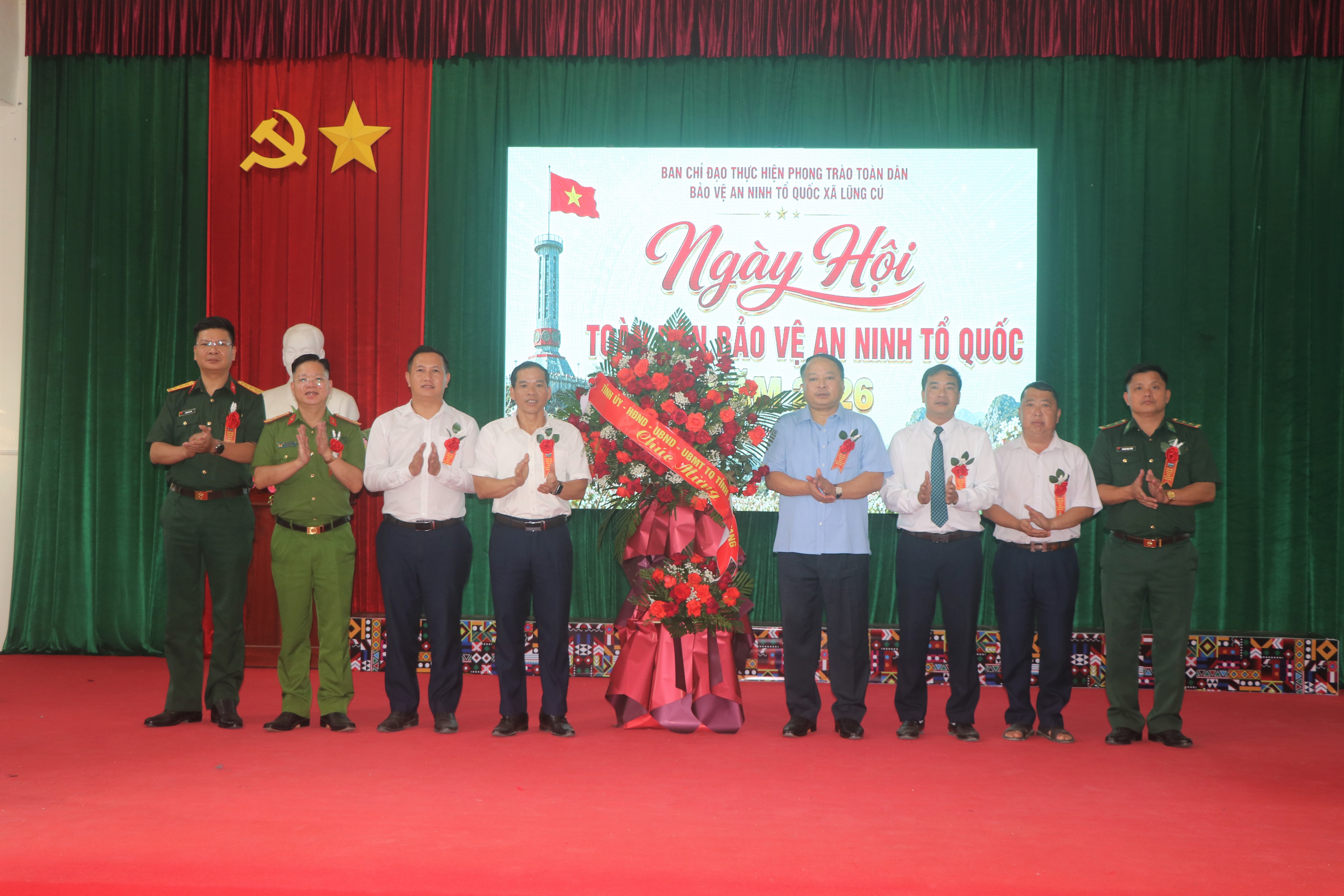 CHỦ TỊCH UBND TỈNH PHAN HUY NGỌC DỰ NGÀY HỘI TOÀN DÂN BẢO VỆ AN NINH TỔ QUỐC TẠI XÃ LŨNG CÚ