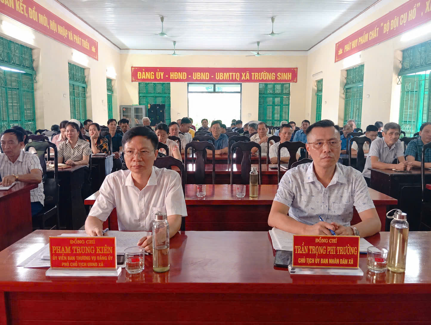 ỦY BAN NHÂN DÂN XÃ TRƯỜNG SINH TỔ CHỨC PHIÊN HỌP THƯỜNG KỲ THÁNG 5 NĂM 2026