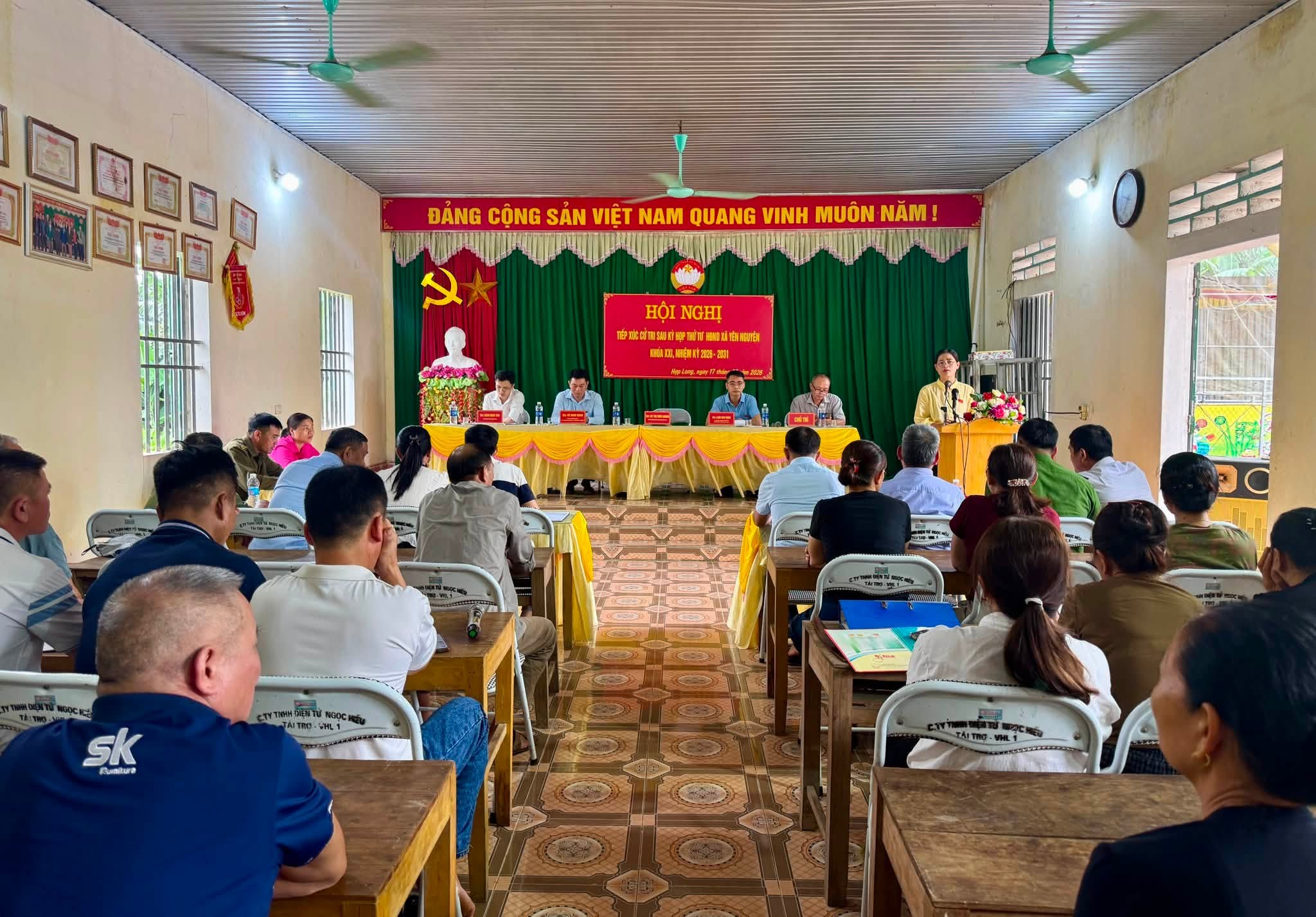 Đồng chí Bí thư Đảng uỷ Hà Thị Minh Quang tiếp xúc cử tri sau Kỳ họp thứ tư, HĐND xã khóa XXI, nhiệm kỳ 2026 – 2031