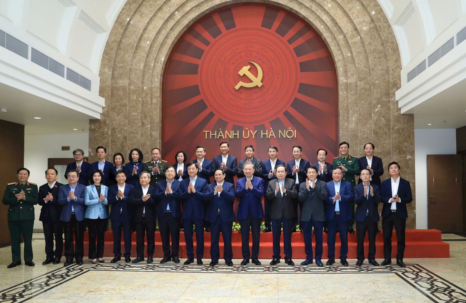 THỦ ĐÔ HÀ NỘI VĂN HIẾN VÀ ANH HÙNG - KHẲNG ĐỊNH BẢN LĨNH, TRÍ TUỆ, TẦM VÓC TRONG KỶ NGUYÊN MỚI