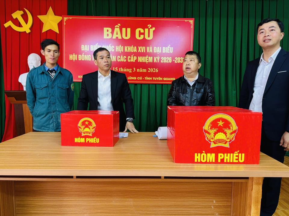 KIỂM TRA CÔNG TÁC BẦU CỬ- SẴN SÀNG CHO NGÀY HỘI NON SÔNG