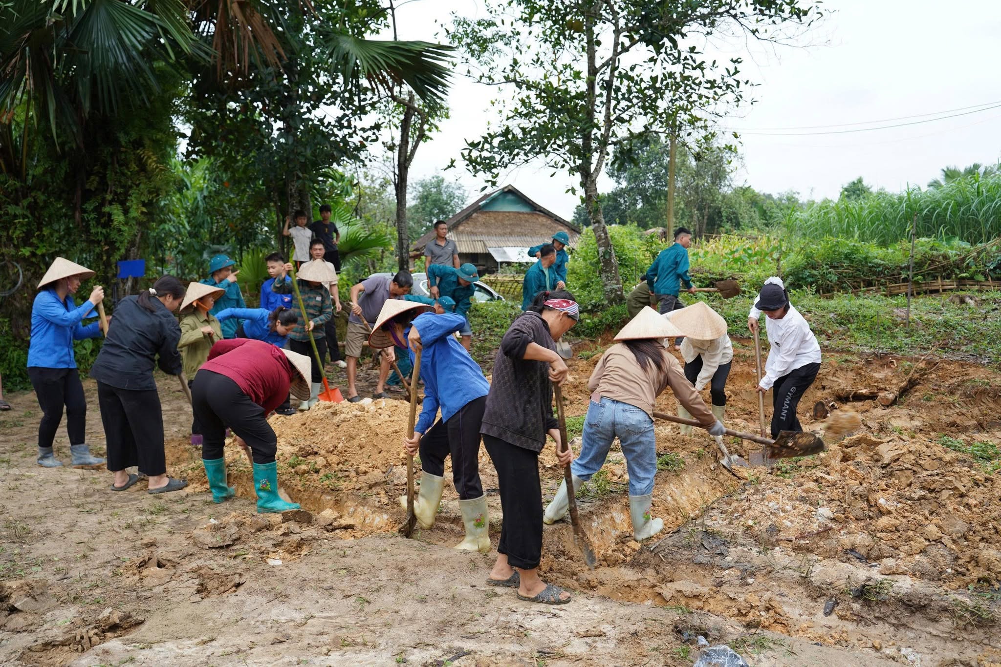 Khánh thành 4.jpg