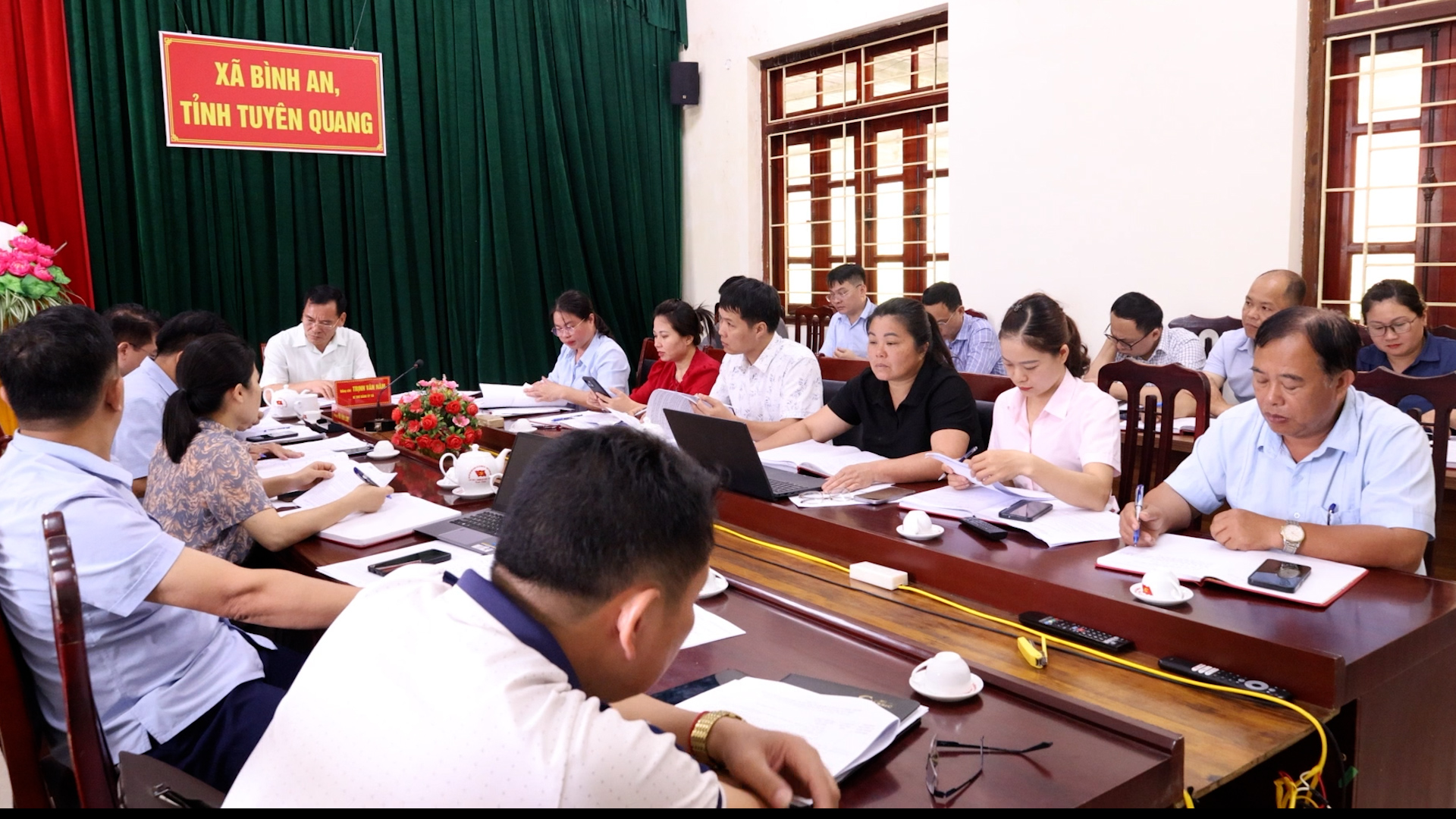 Sáng 01/6/2026, Tại Nhà làm việc Đảng ủy xã Bình An. Ban Chỉ đạo thực hiện sắp xếp, sáp nhập thôn xã Bình An tổ chức cuộc họp triển khai thực hiện công tác sắp xếp, sáp nhập thôn trên địa bàn xã. 