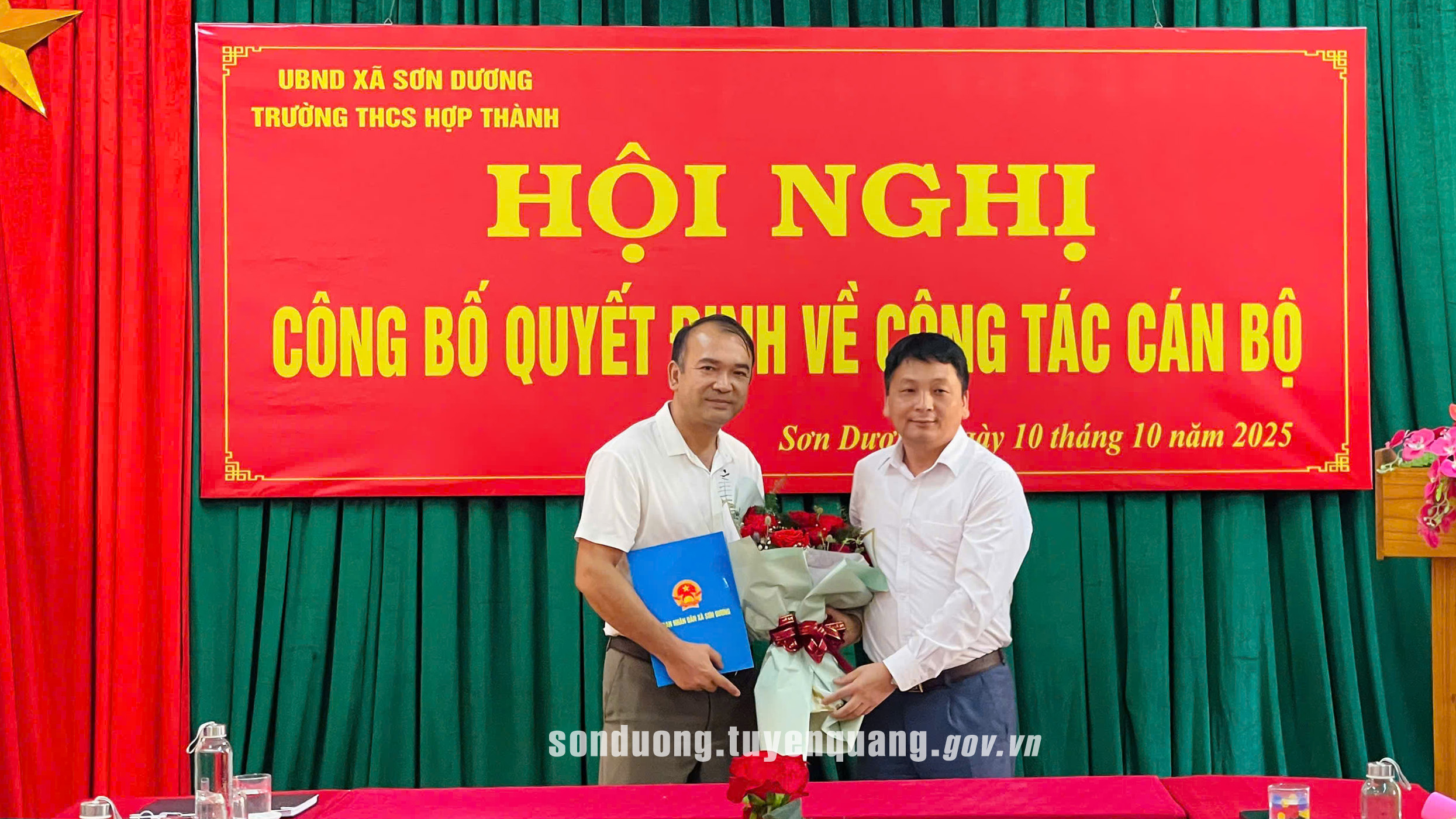 Hội nghị công bố Quyết định về công tác cán bộ Trường THCS Hợp Thành