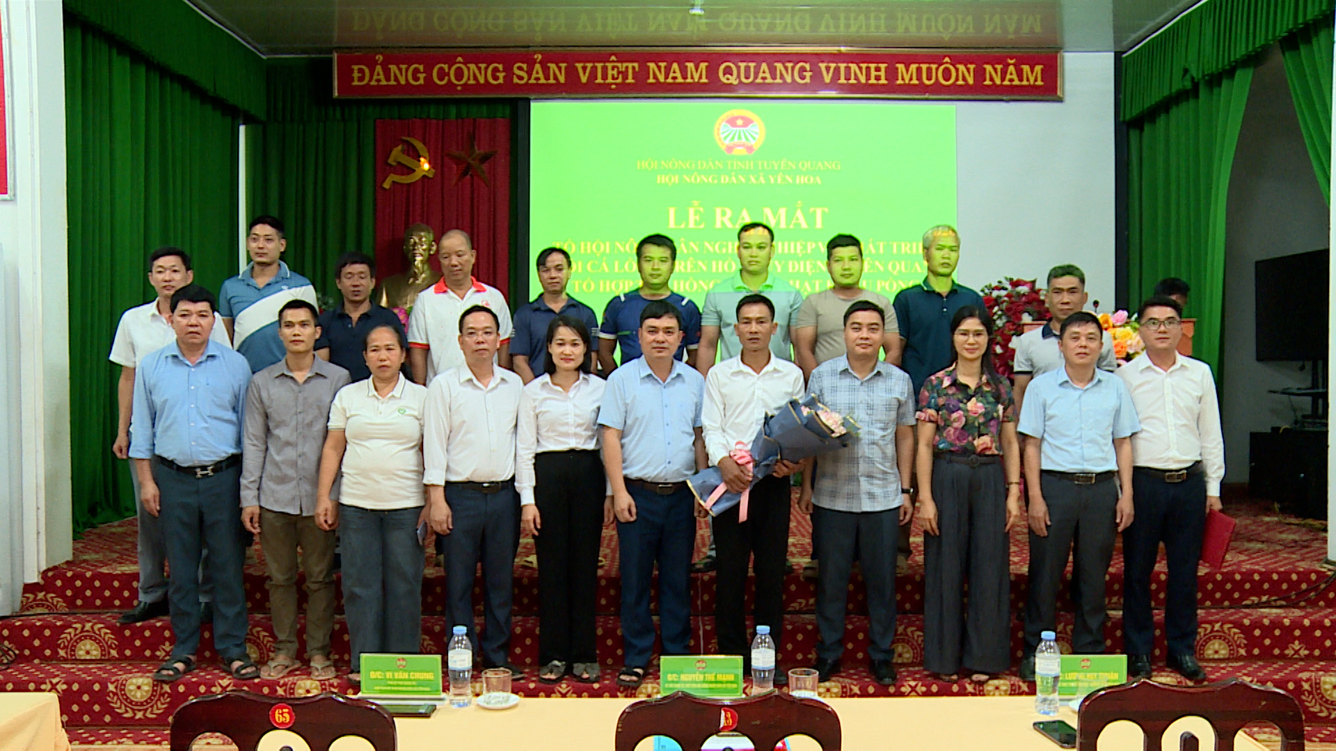 Ra mắt Tổ Hội Nông dân nghề nghiệp và Tổ hợp tác