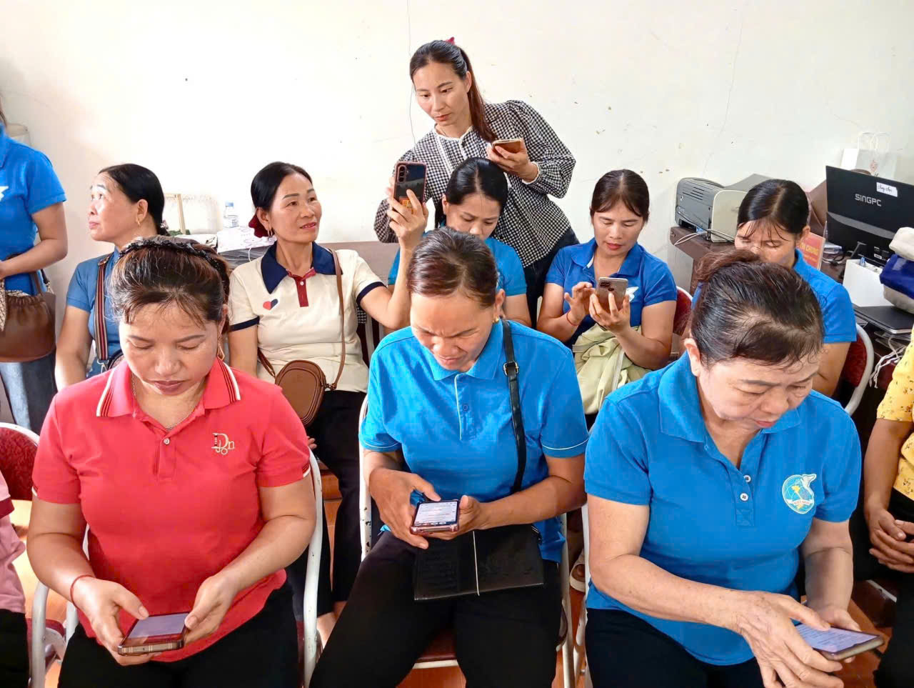 Hội LHPN xã Tân An triển khai cuộc thi trắc nghiệm trực tuyến "Tìm hiểu vè chuyển đối số và phong trào Bình dân học vụ số"