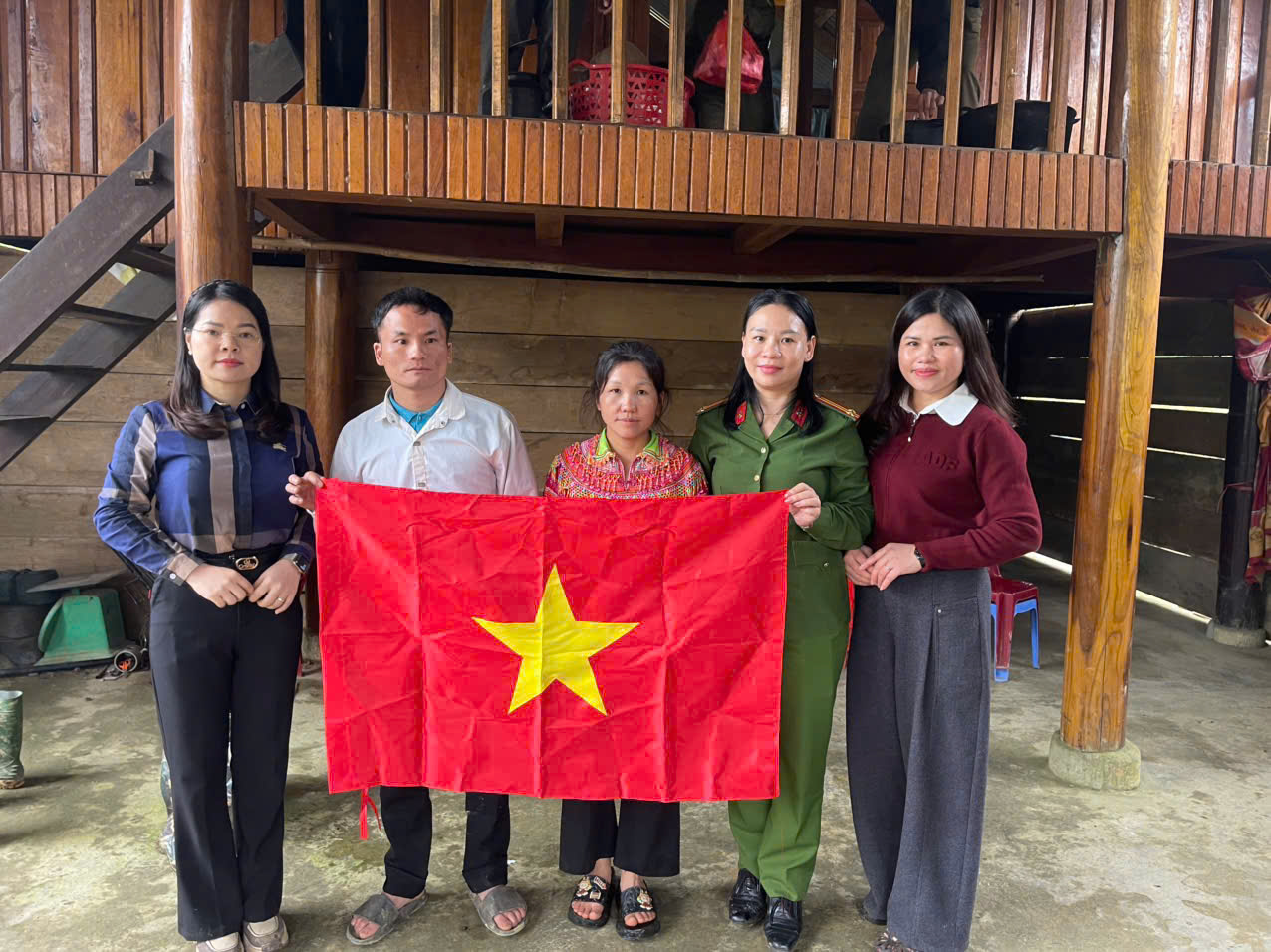 TĂNG CƯỜNG TUYÊN TRUYỀN, VẬN ĐỘNG NHÂN DÂN THAM GIA BẦU CỬ ĐÚNG THỜI GIAN QUY ĐỊNH