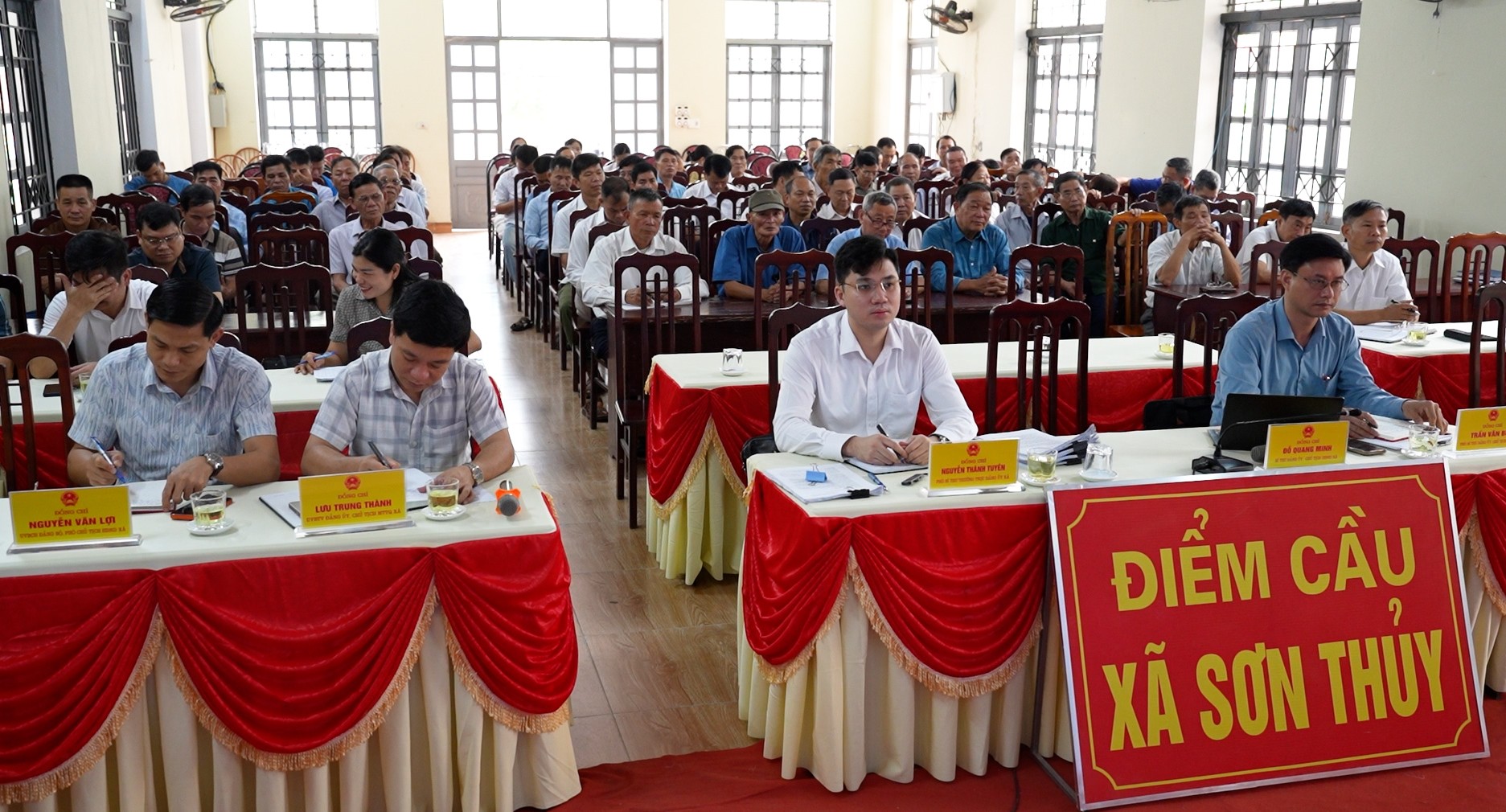 Tổ đại biểu số 02 HĐND tỉnh Tuyên Quang tiếp xúc cử tri sau kỳ họp thứ nhất HĐND tỉnh khóa XX