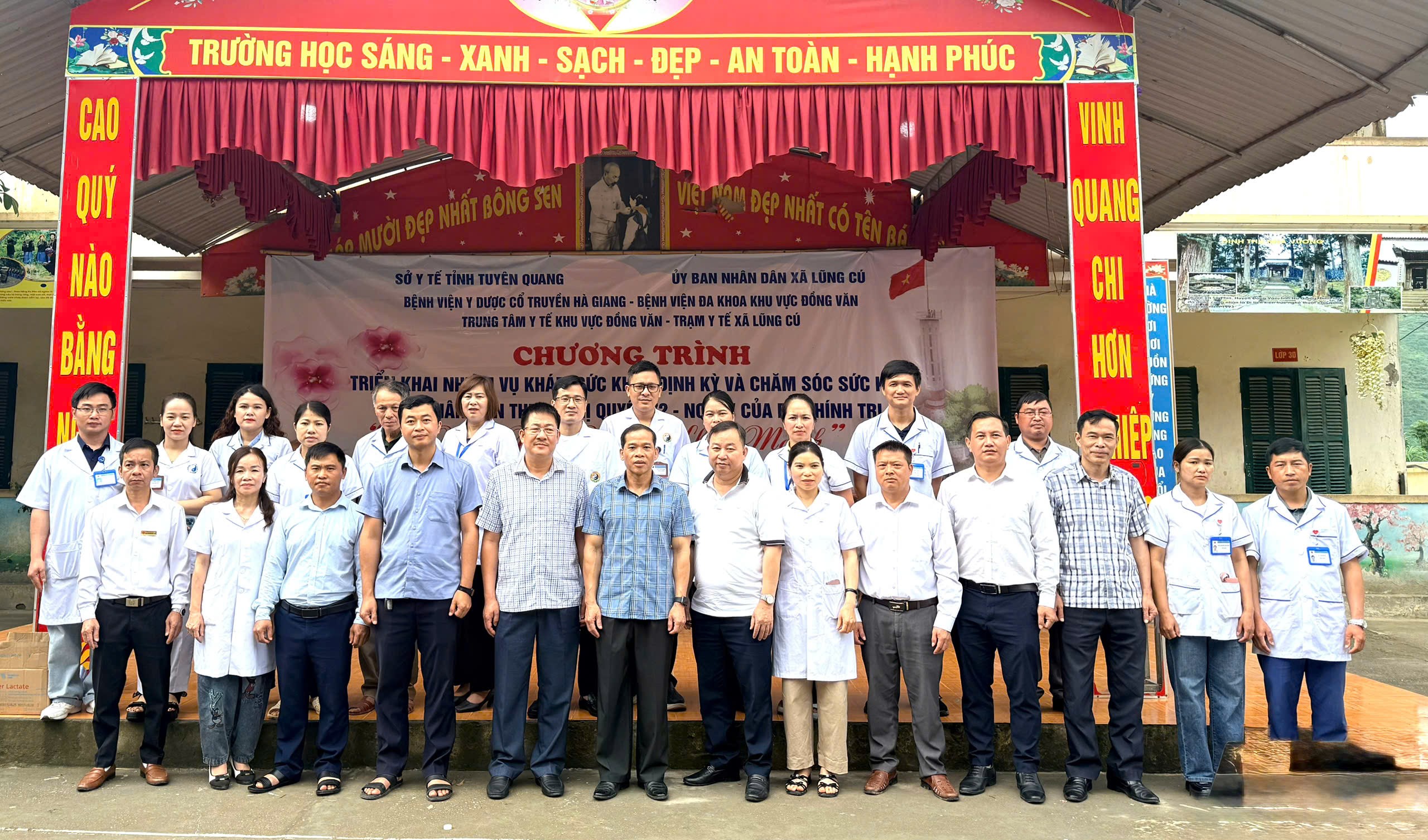 LŨNG CÚ TRIỂN KHAI KHÁM SỨC KHỎE ĐỊNH KỲ VÀ CHĂM SÓC SỨC KHỎE NHÂN DÂN