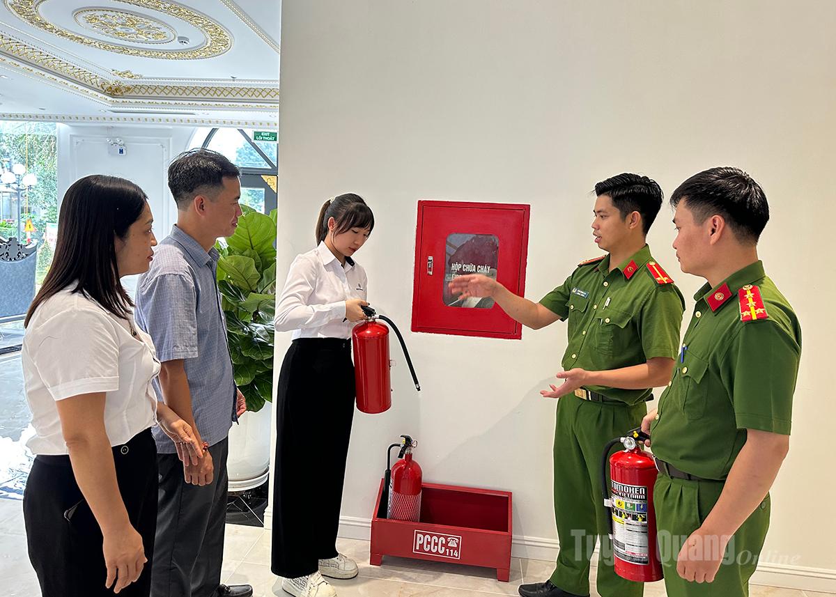 Bảo đảm an toàn phòng cháy, chữa cháy phục vụ Đại hội đại biểu Đảng bộ tỉnh Tuyên Quang lần thứ I