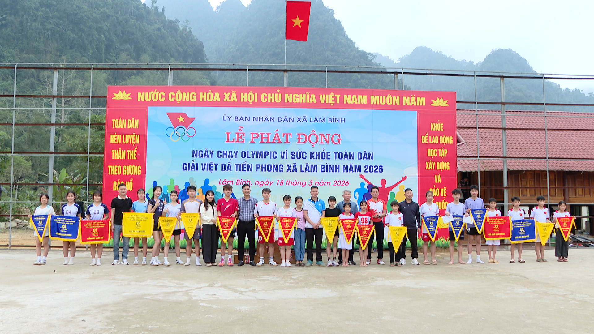 Xã Lâm Bình phát động Ngày chạy Olympic vì sức khỏe toàn dân và tổ chức Giải chạy việt dã năm 2026