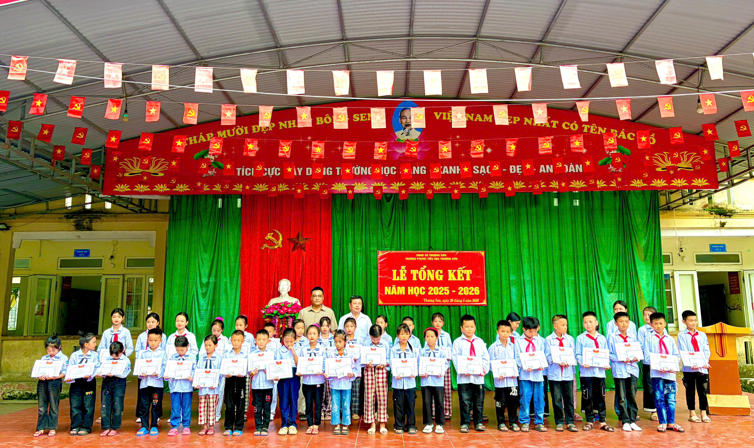 TRƯỜNG PTDTBT TIỂU HỌC THƯỢNG SƠN TỔNG KẾT NĂM HỌC 2025 - 2026