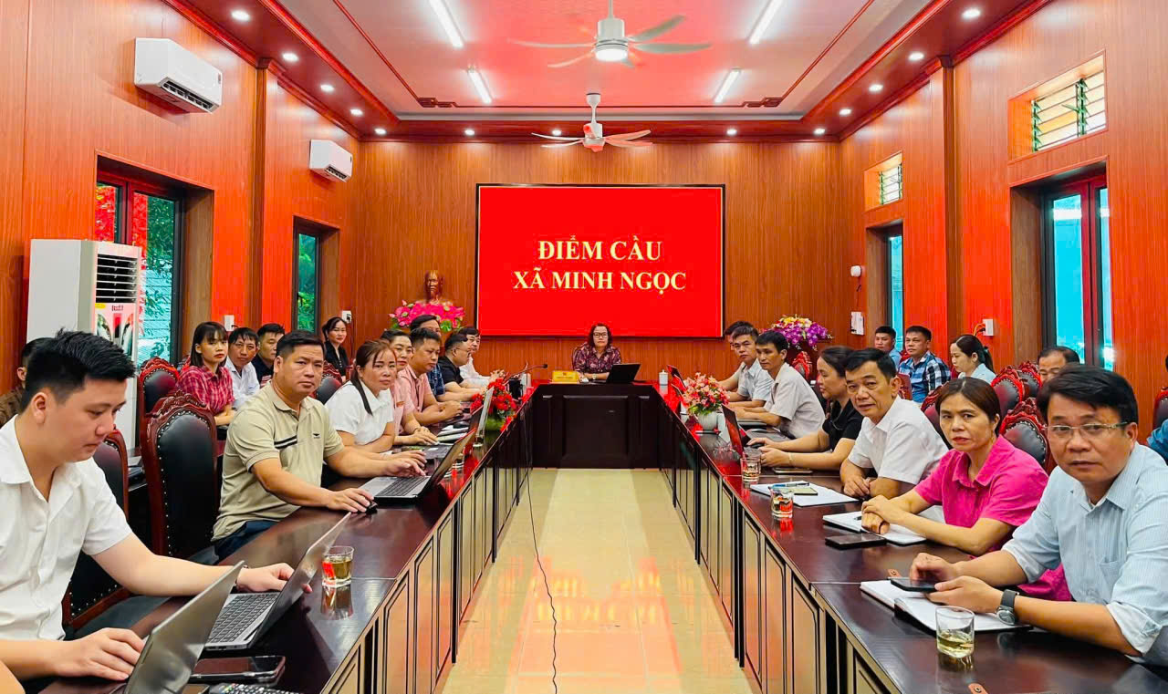 ĐẢNG ỦY XÃ MINH NGỌC DỰ HỘI NGHỊ TRỰC TUYẾN VỀ ỨNG DỤNG TRÍ TUỆ NHÂN TẠO TRONG THỰC TIỄN CÔNG TÁC