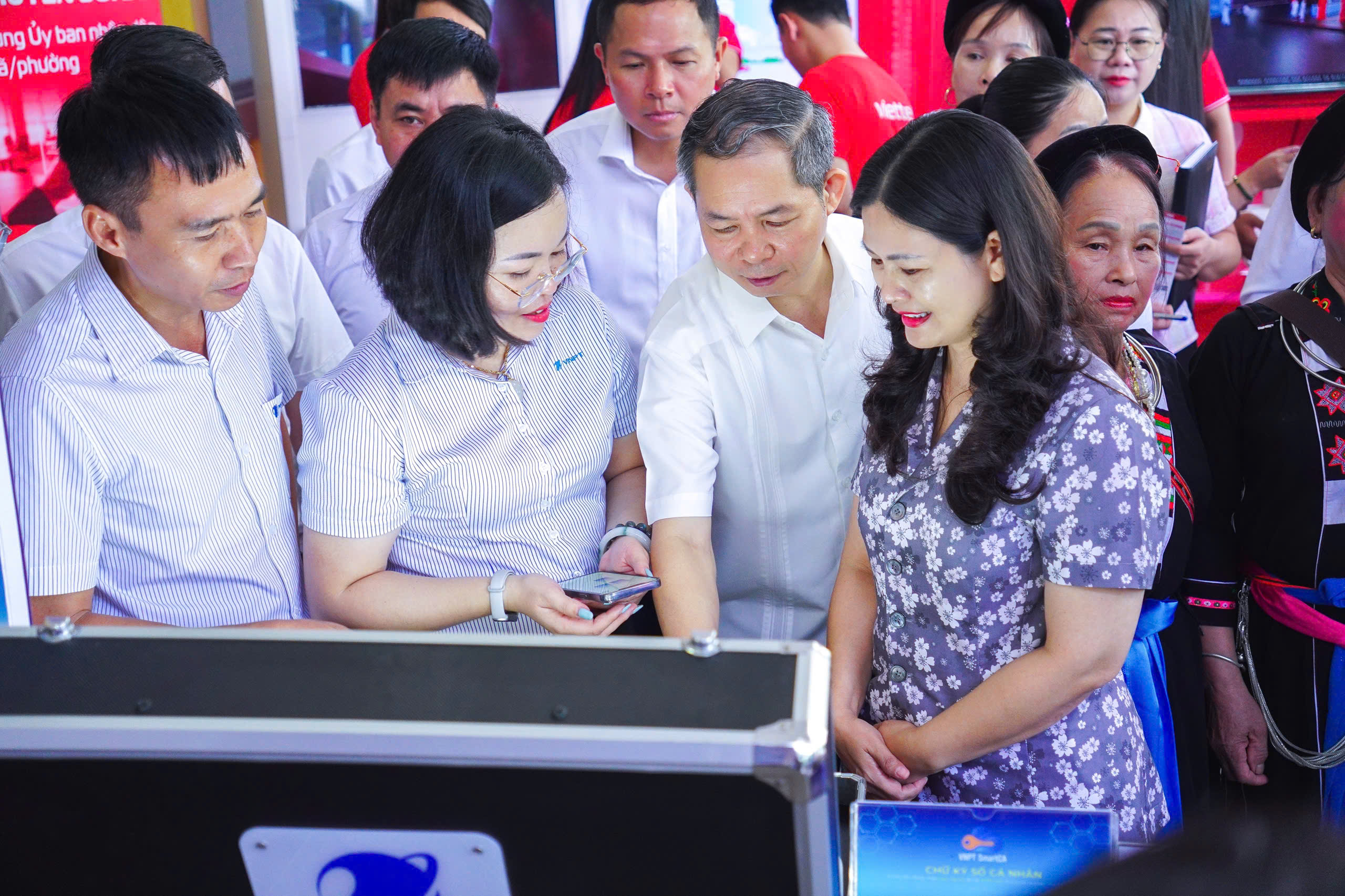 Lan tỏa tinh thần học tập và chuyển đổi số từ Ngày hội tại xã Minh Thanh