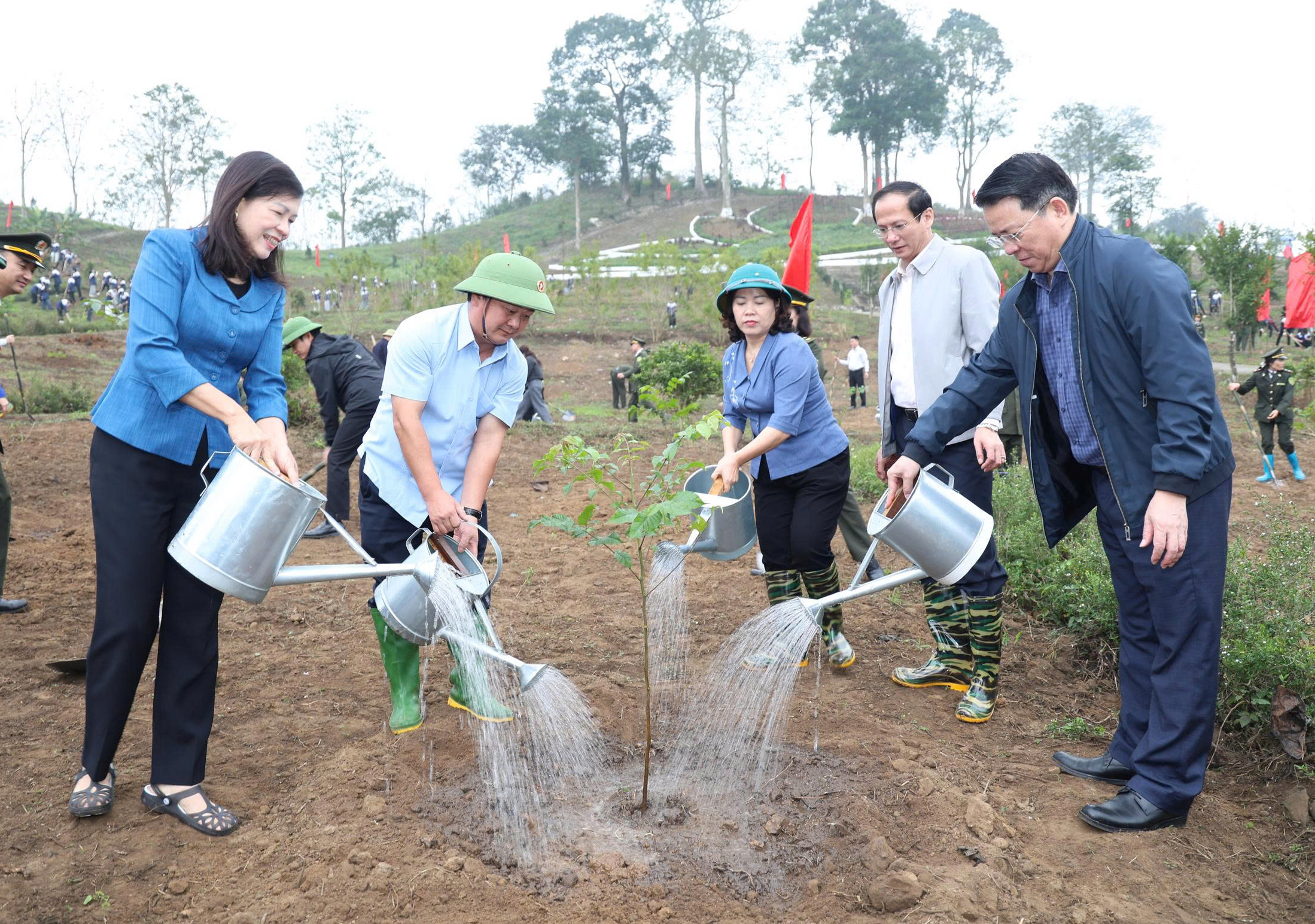 Tuyên Quang: Phát động “Tết trồng cây đời đời nhớ ơn Bác Hồ” và phong trào thi đua năm 2026