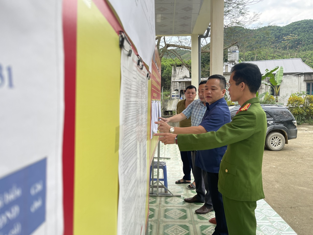 CÔNG AN XÃ HÙNG ĐỨC TĂNG CƯỜNG KIỂM TRA CÔNG TÁC PHÒNG CHÁY, CHỮA CHÁY TẠI CÁC KHU VỰC BẦU CỬ