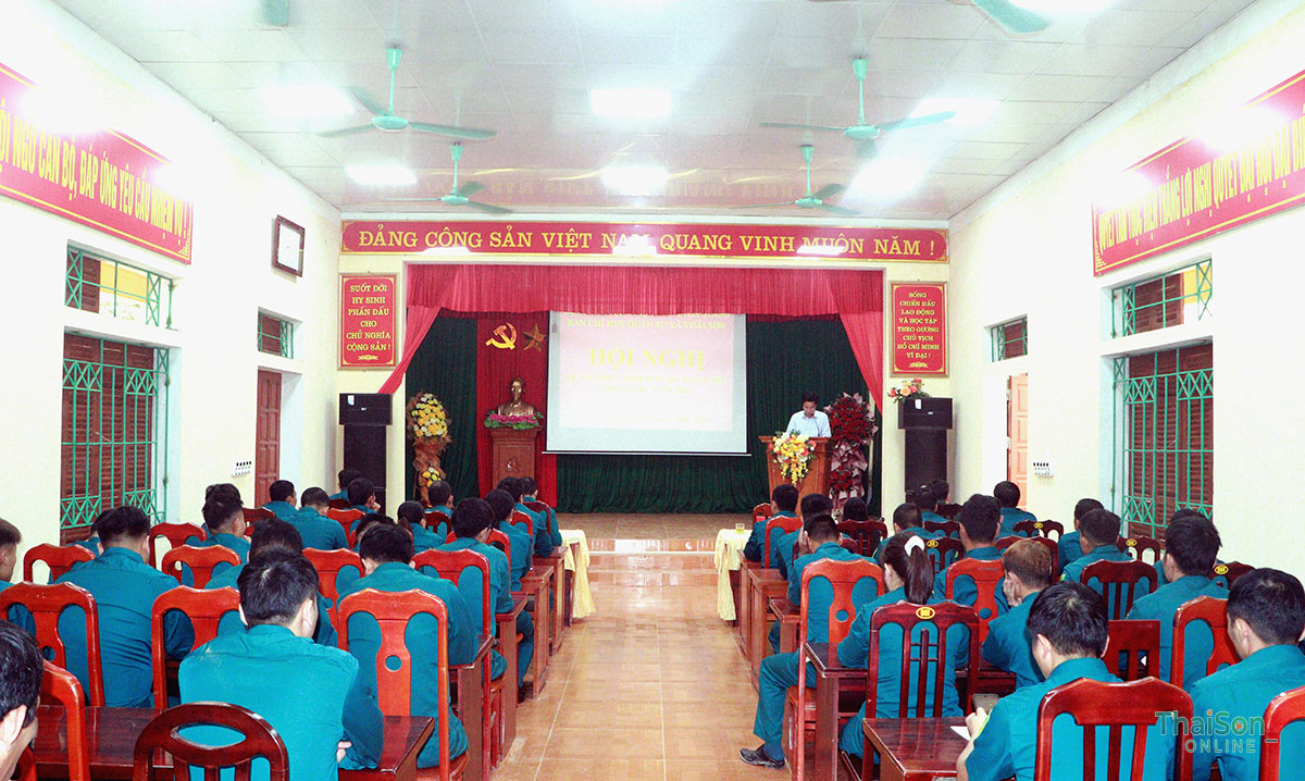 Ban Chỉ huy Quân sự xã tổ chức hội nghị quán triệt nhiệm vụ huấn luyện năm 2026