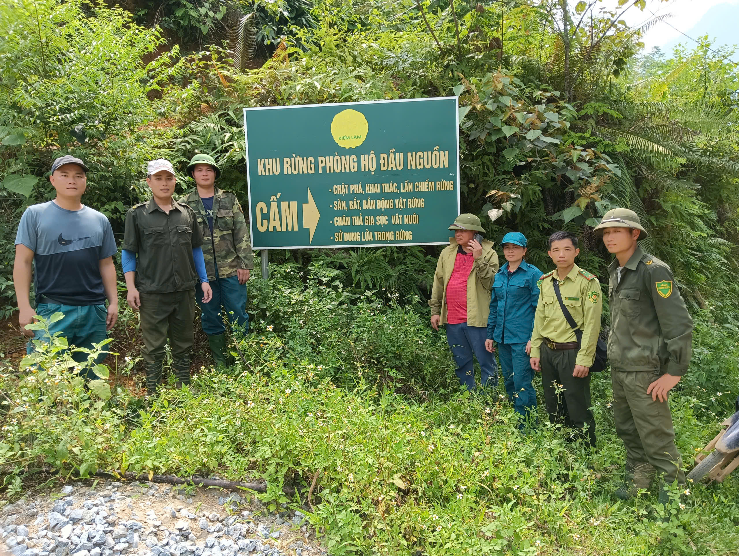 TĂNG CƯỜNG KIỂM TRA, BẢO VỆ RỪNG PHÒNG HỘ TRÊN ĐỊA BÀN XÃ