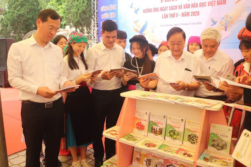 Ngày Sách và Văn hóa đọc Việt Nam (21/4): Bồi đắp tri thức, kiến tạo tương lai