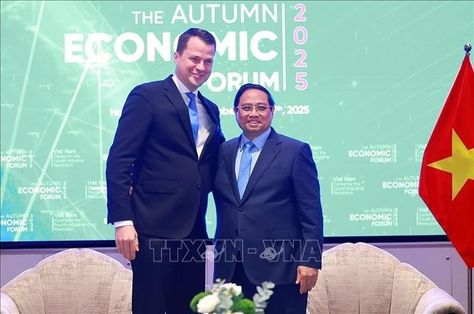 PM hosts int’l guests attending Autumn Economic Forum