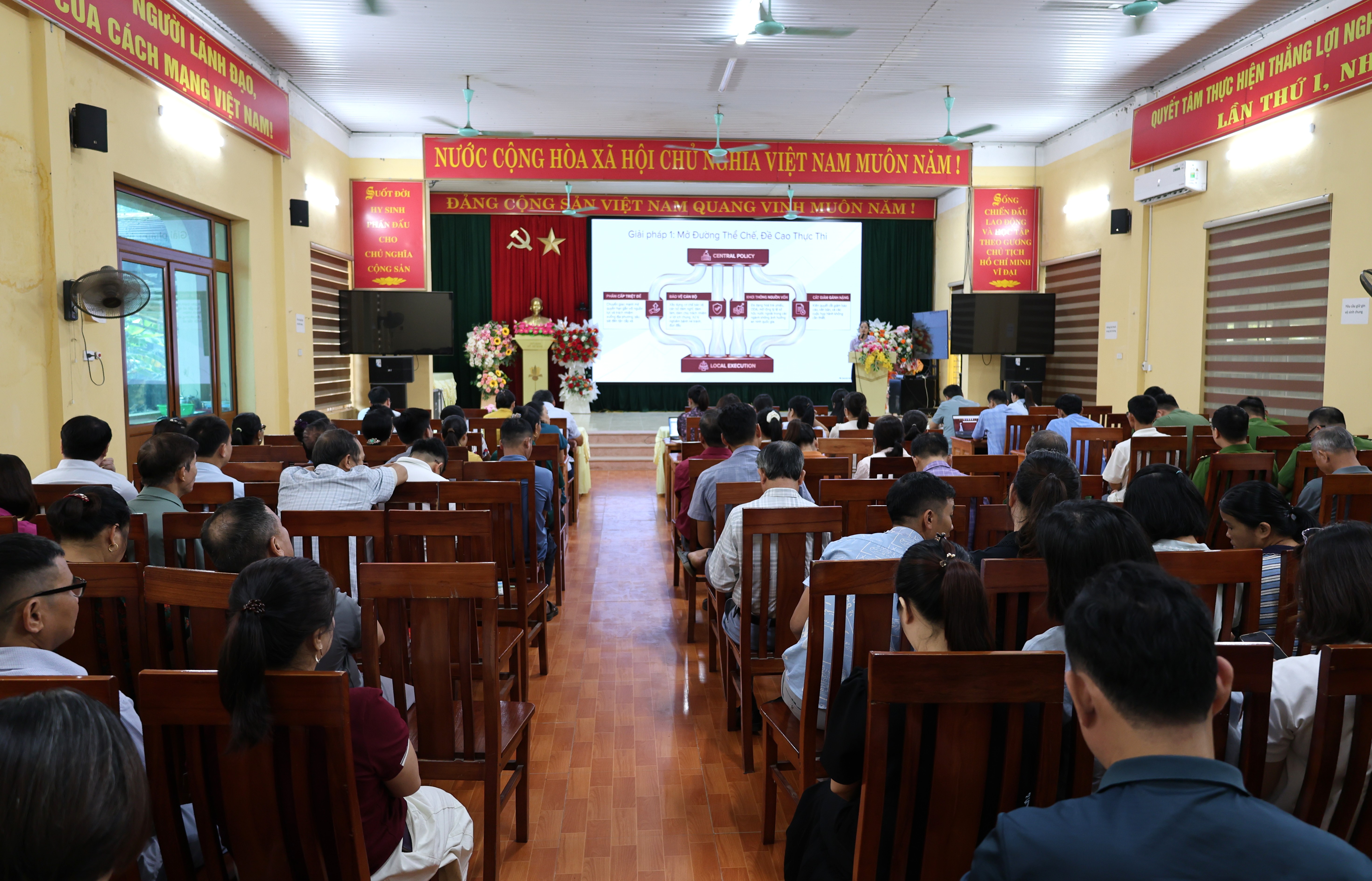 Minh Thanh quán triệt Nghị quyết Hội nghị lần thứ tư Ban Chấp hành Trung ương Đảng khóa XIV