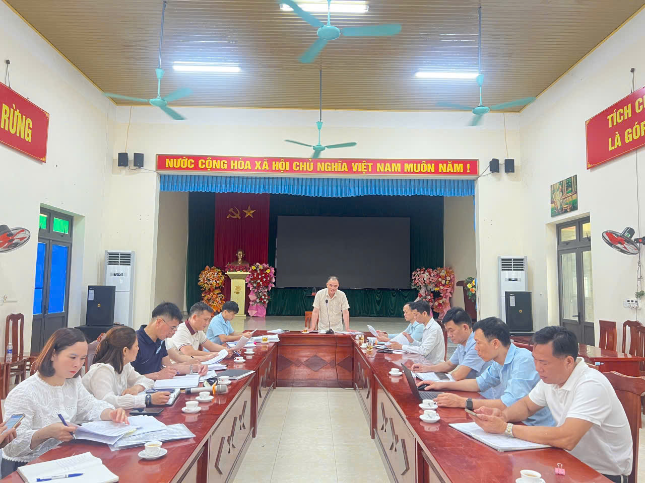  Ban Văn hóa - Xã hội Hội đồng nhân dân tỉnh Khảo sát, nắm tình hình thực hiện một số nội dung về lĩnh vực Văn hóa - Xã hội tại xã Đông Thọ