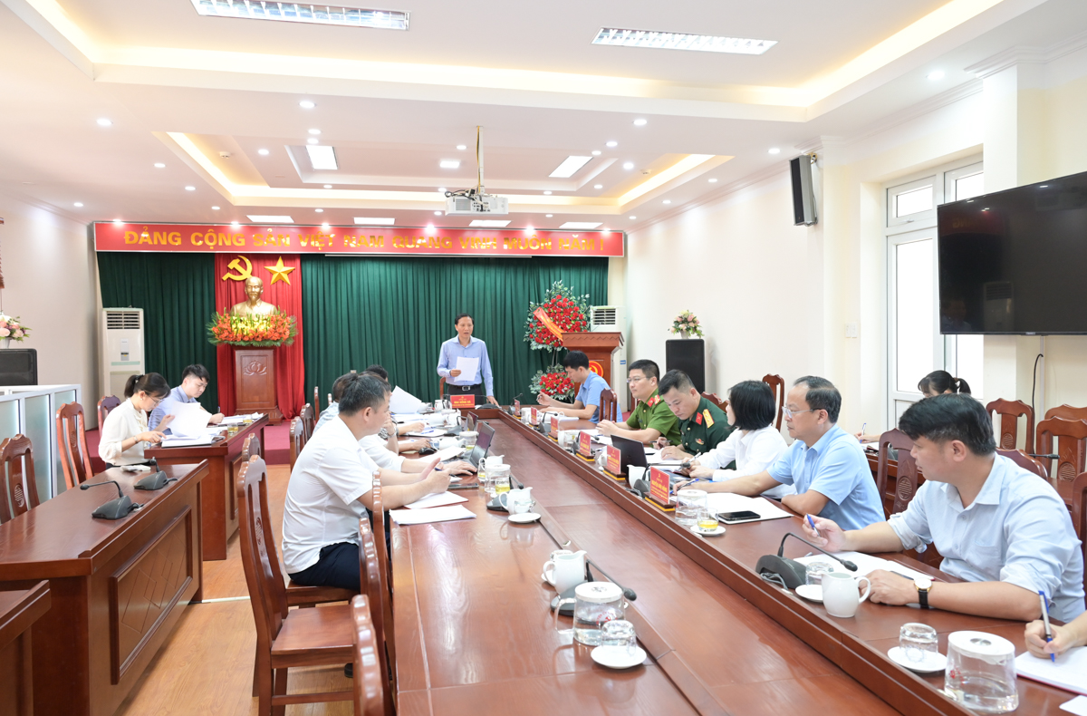 Ban Thường vụ Đảng ủy xã Hàm Yên họp cho ý kiến về công tác sáp nhập, sắp xếp lại thôn trên địa bàn