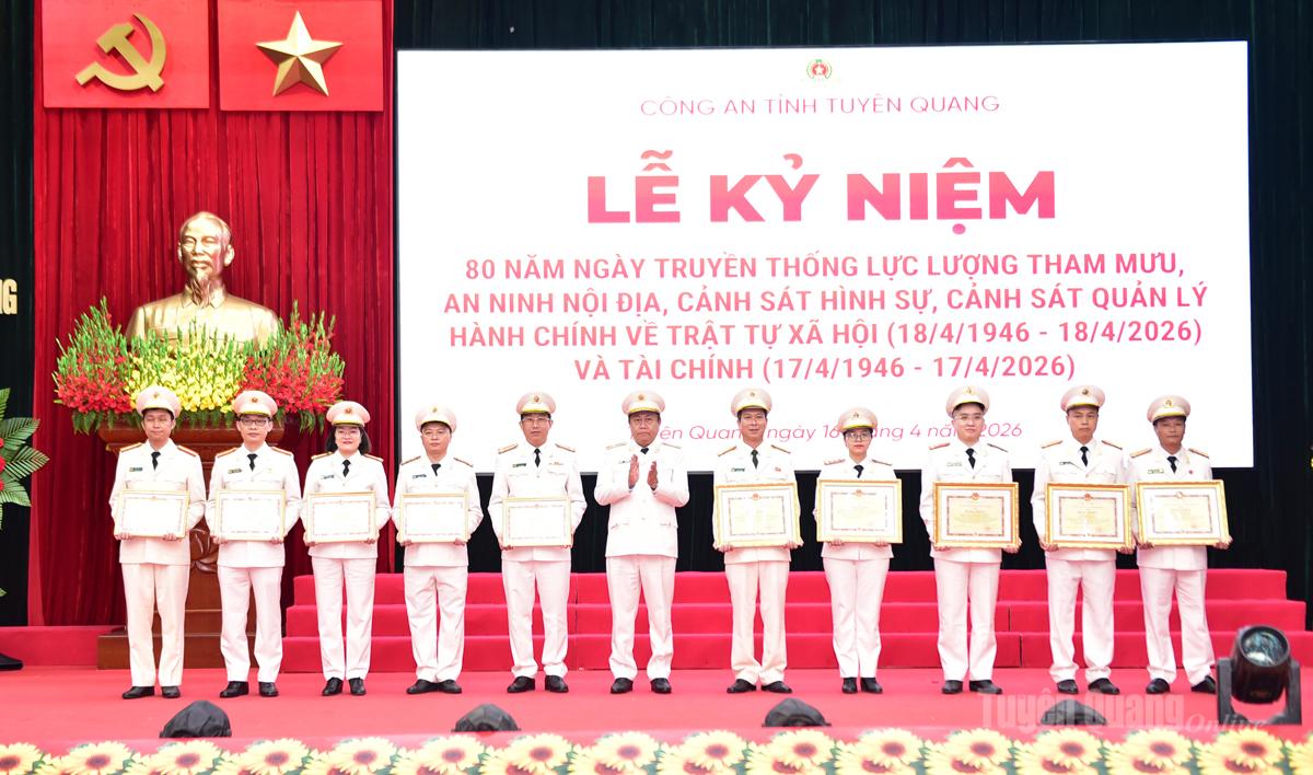 Kỷ niệm 80 năm Ngày truyền thống 5 lực lượng Công an nhân dân