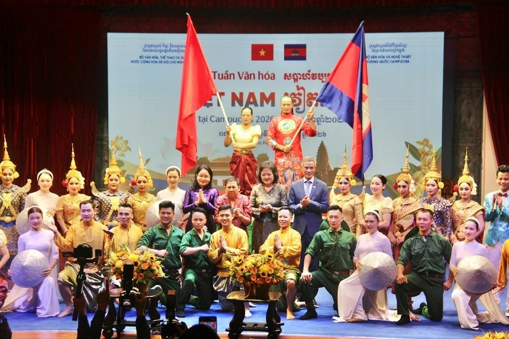 Rạng rỡ bản sắc văn hóa Việt, thắm tình hữu nghị Việt Nam-Campuchia