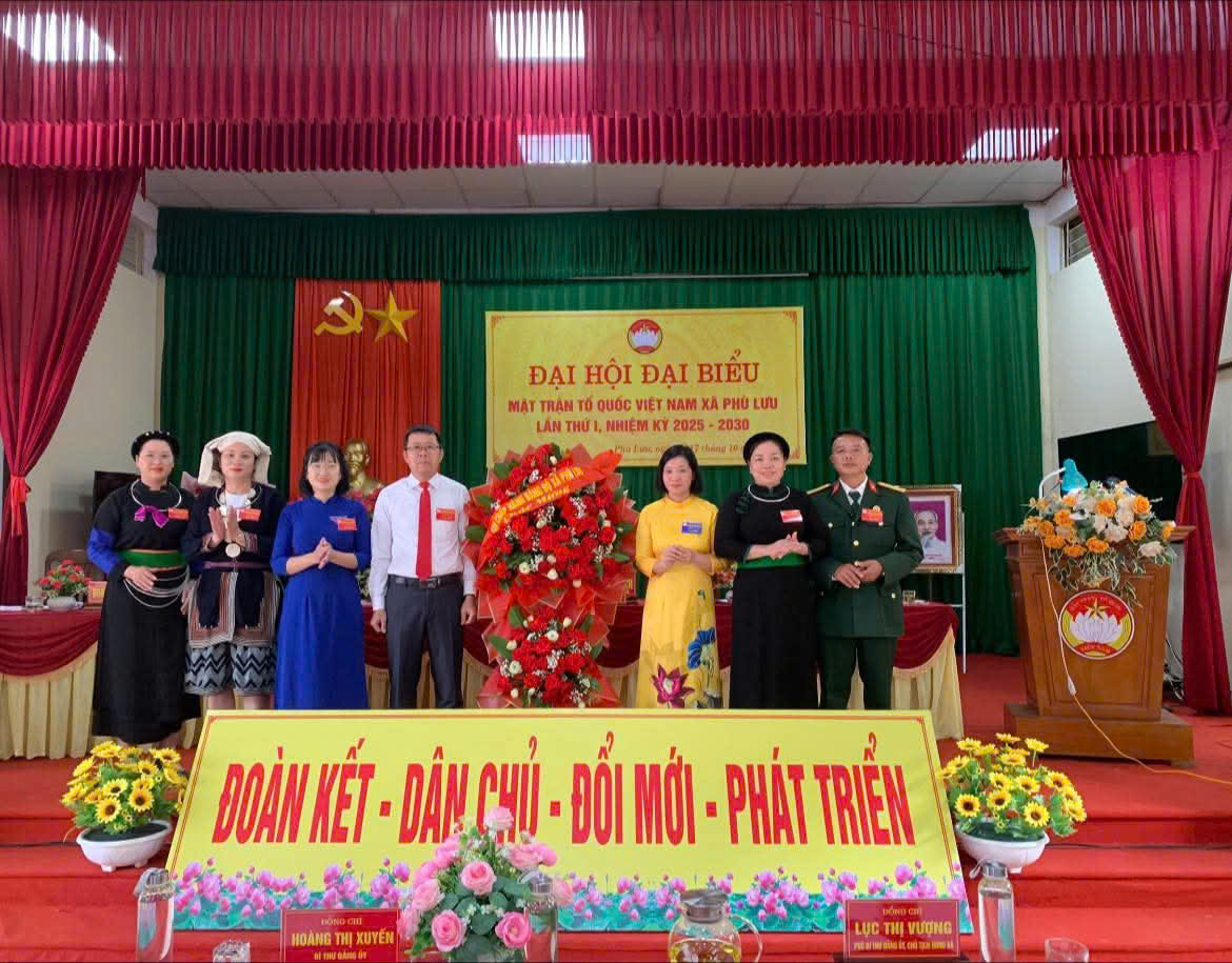 ĐẠI HỘI ĐẠI BIỂU MTTQ XÃ PHÙ LƯU LẦN THỨ I, NHIỆM KỲ 2025-2030 THÀNH CÔNG TỐT ĐẸP