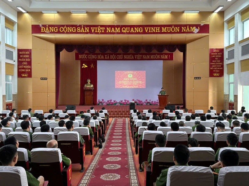 PHÁT HUY VAI TRÒ THANH NIÊN TRONG ĐẤU TRANH PHẢN BÁC CÁC QUAN ĐIỂM SAI TRÁI, THÙ ĐỊCH TRÊN KHÔNG GIAN MẠNG