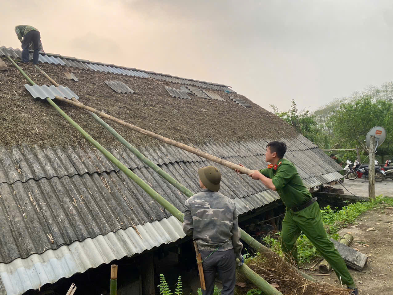 ĐIỂM TỰA CỦA NHÂN DÂN GIỮA THIÊN TAI