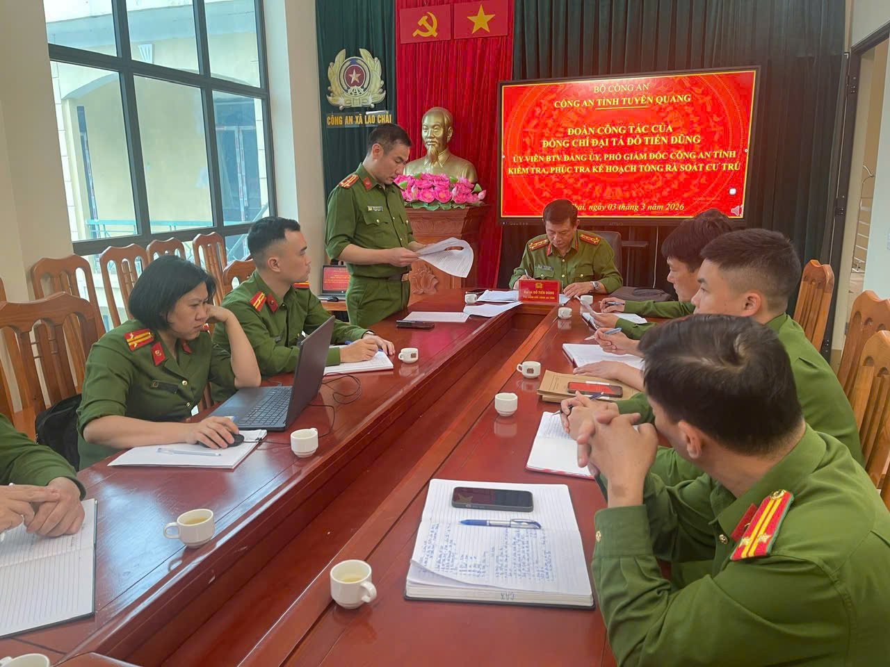 KIỂM TRA, PHÚC TRA THỰC HIỆN “CAO ĐIỂM 60 NGÀY ĐÊM” TỔNG RÀ SOÁT, KIỂM TRA CƯ TRÚ PHỤC VỤ CÔNG TÁC BẦU CỬ