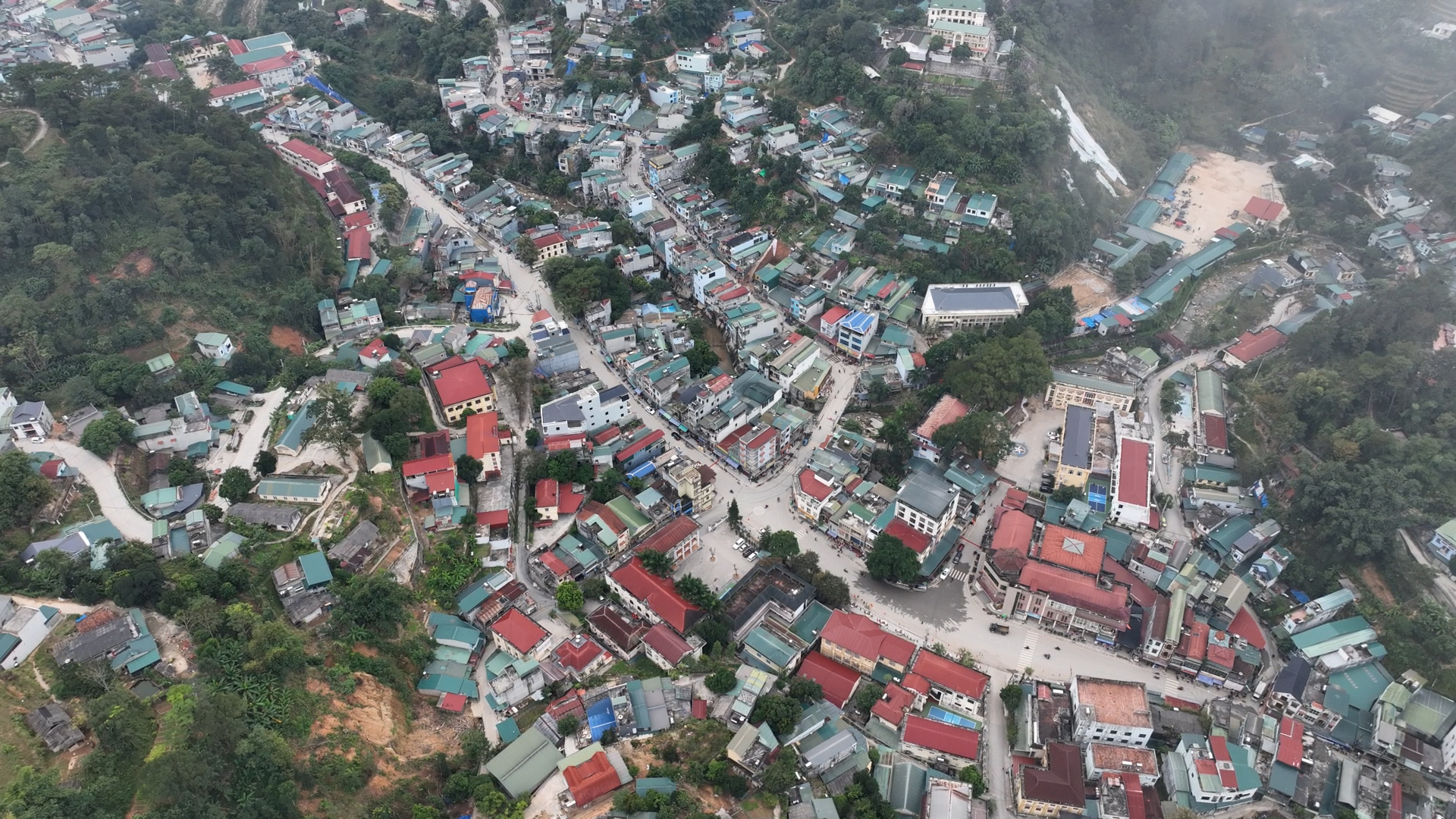 Ủy ban bầu cử xã Hoàng Su Phì Công bố tiểu sử tóm tắt của người ứng cử Đại biểu HĐND xã Hoàng Su Phì khóa II, nhiệm kỳ 2026 - 2031. Đơn vị bầu cử số 2