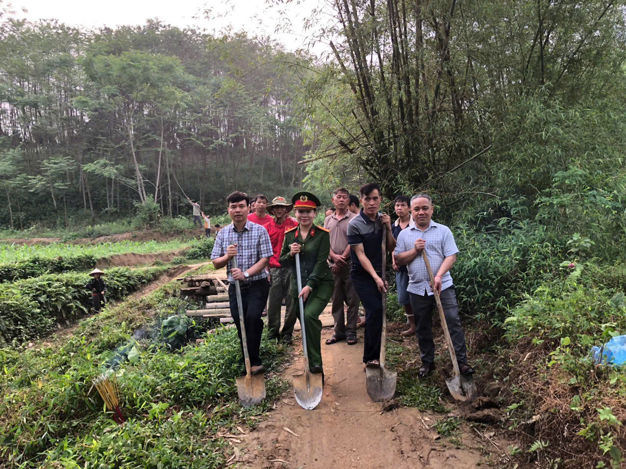 LAN TỎA PHONG TRÀO THI ĐUA BA NHẤT - DẤU ẤN VÌ NHÂN DÂN PHỤC VỤ CỦA CÔNG AN XÃ BẰNG HÀNH 