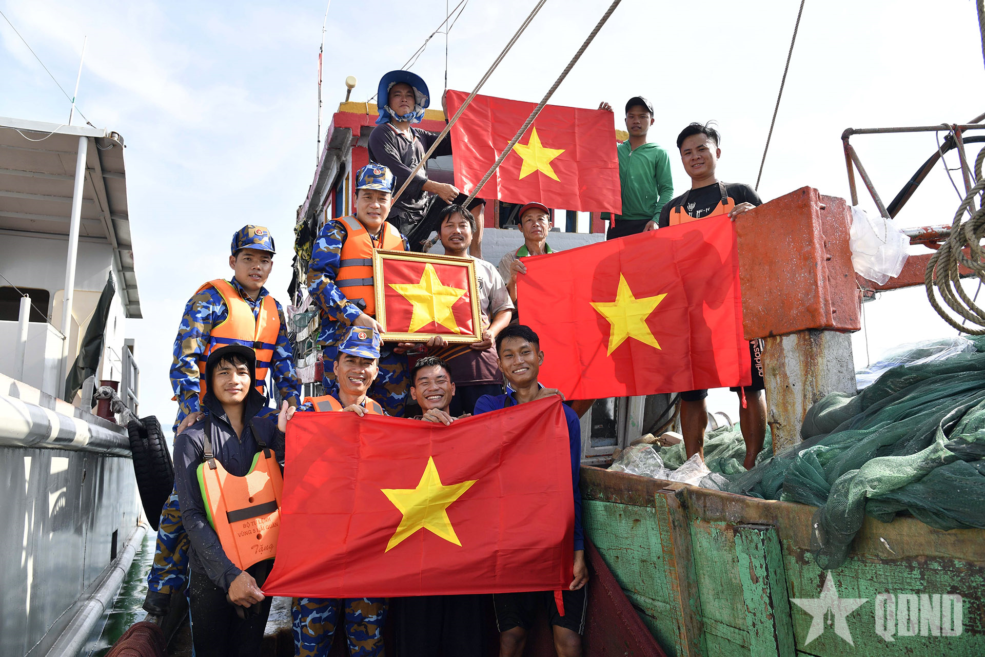 Dấu ấn người lính biển trong cuộc chiến chống IUU