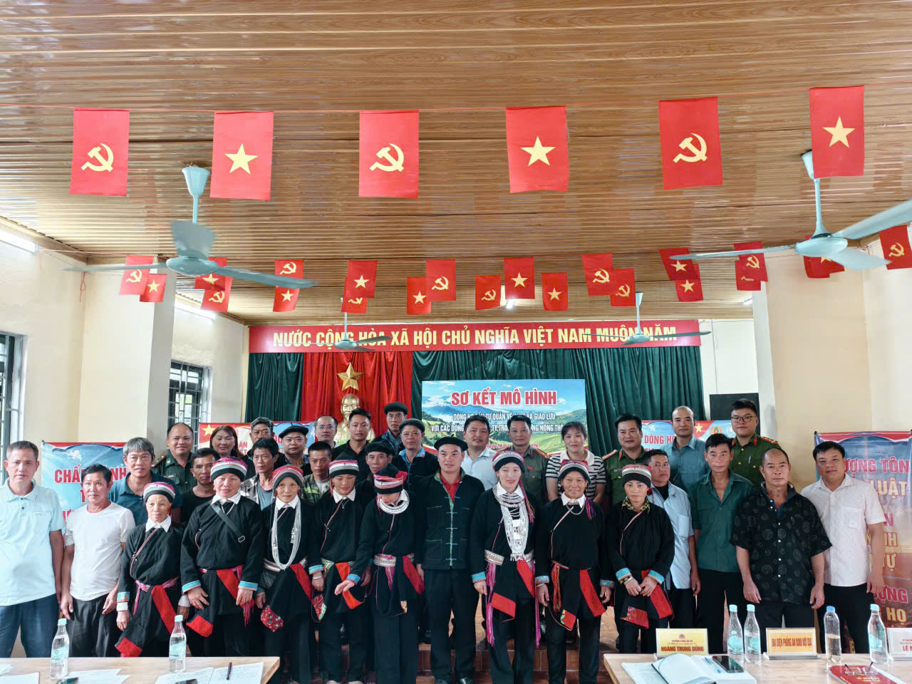 CÔNG AN XÃ CÁN TỶ TỔ CHỨC SƠ KẾT MÔ HÌNH “DÒNG HỌ TẨN TỰ QUẢN VỀ AN NINH, TRẬT TỰ” GẮN VỚI GIAO LƯU CÁC DÒNG HỌ TRONG XÂY DỰNG NÔNG THÔN MỚI