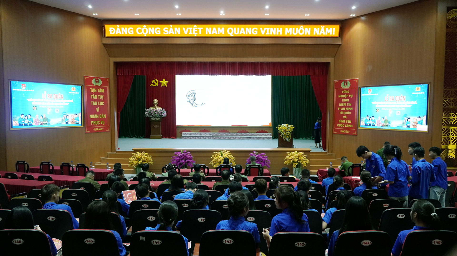Đo&agrave;n TN-CAX hưởng ứng chuyển đổi số (4).jpg