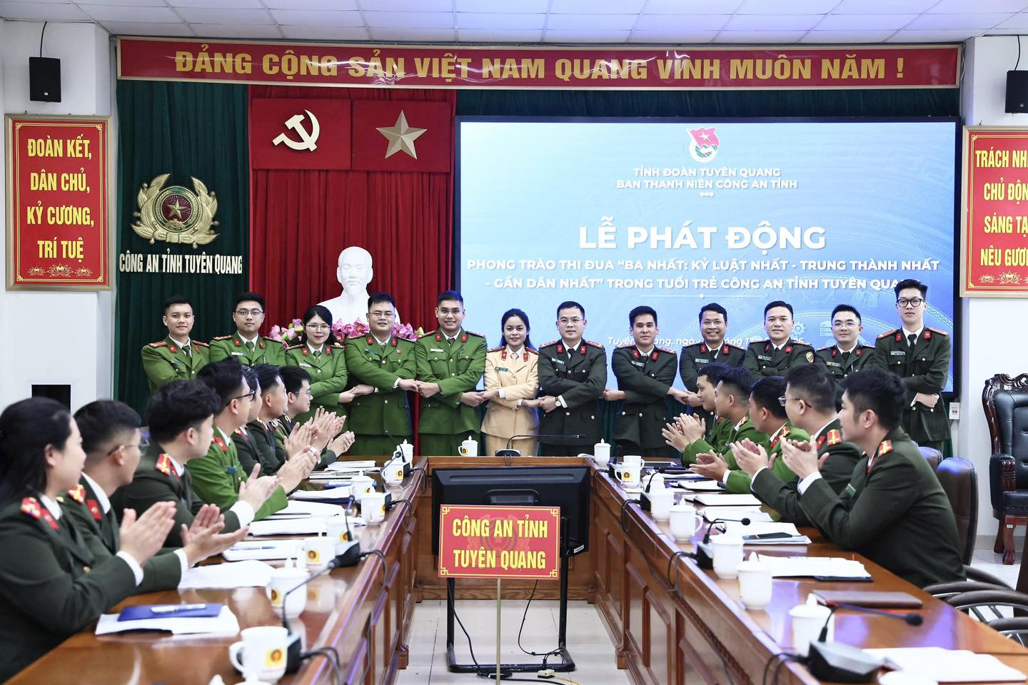PHÁT ĐỘNG PHONG TRÀO THI ĐUA “BA NHẤT” TRONG TUỔI TRẺ CÔNG AN TỈNH TUYÊN QUANG