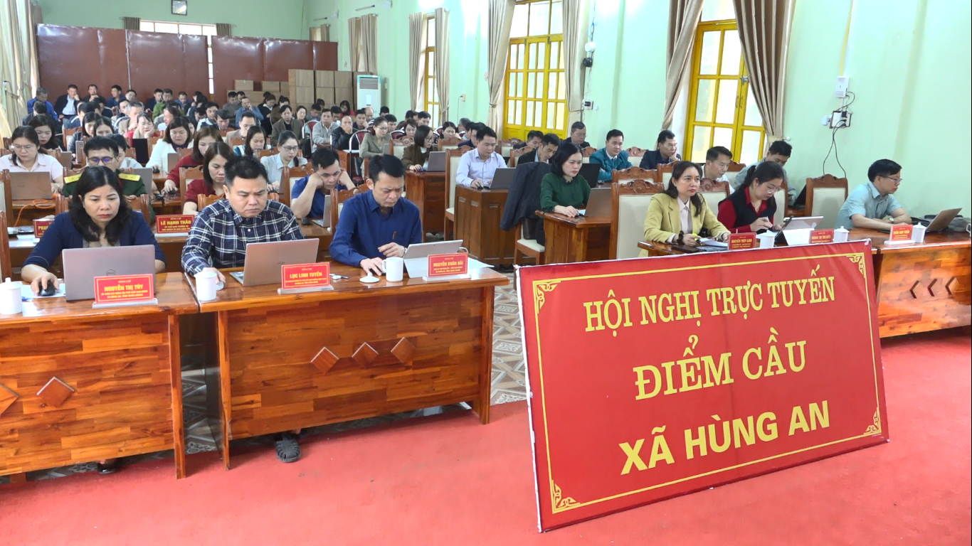 Hội nghị toàn quốc nghiên cứu, học tập, quán triệt và triển khai thực hiện các Nghị quyết của Bộ Chính trị