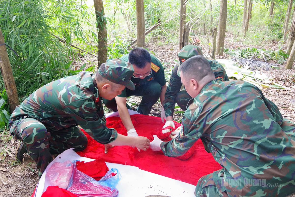 Cất bốc, quy tập 1 bộ hài cốt liệt sĩ tại phường Bình Thuận