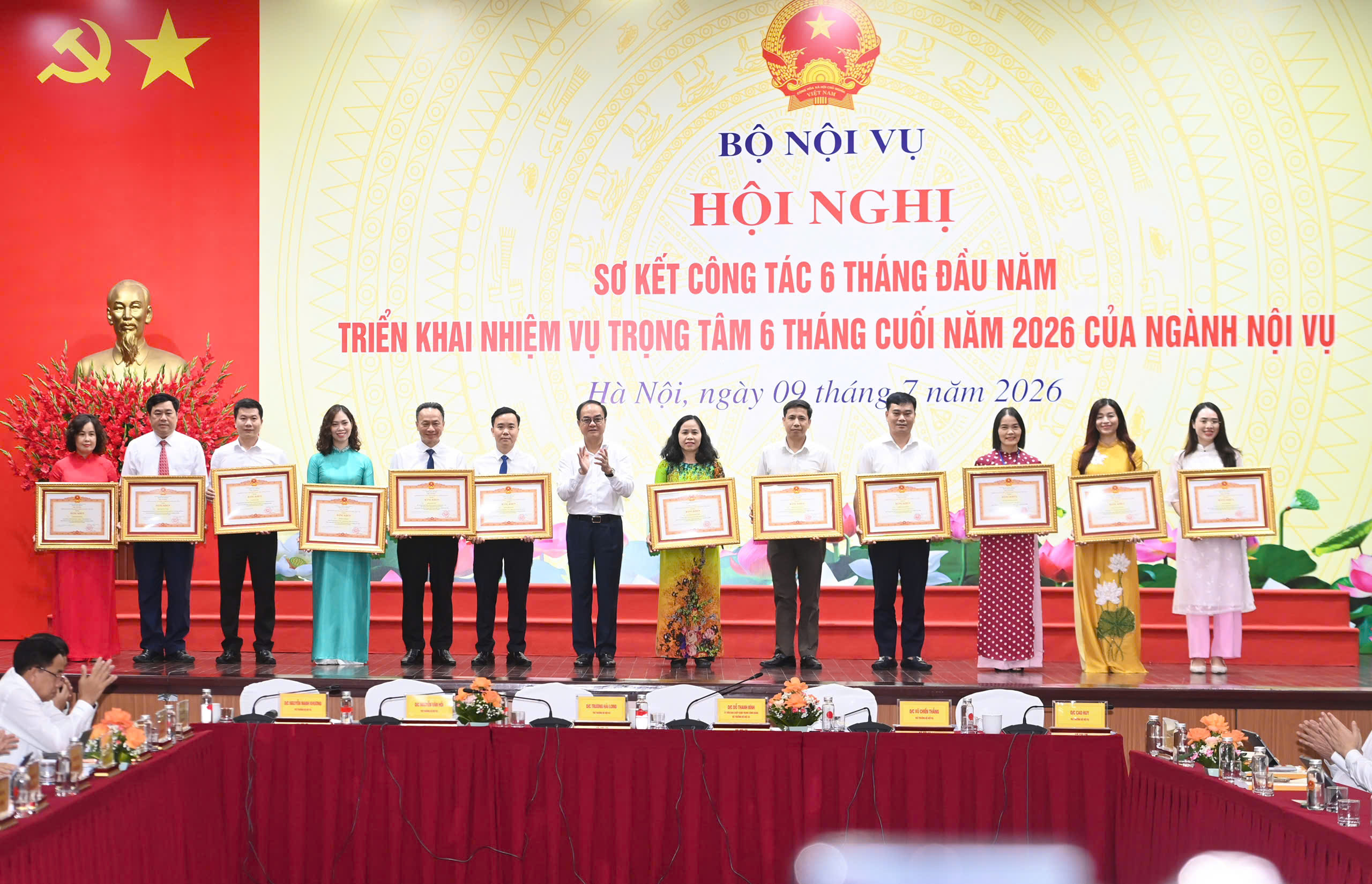 Sơ kết công tác 6 tháng đầu năm và triển khai nhiệm vụ trọng tâm 6 tháng cuối năm 2026 toàn ngành Nội vụ