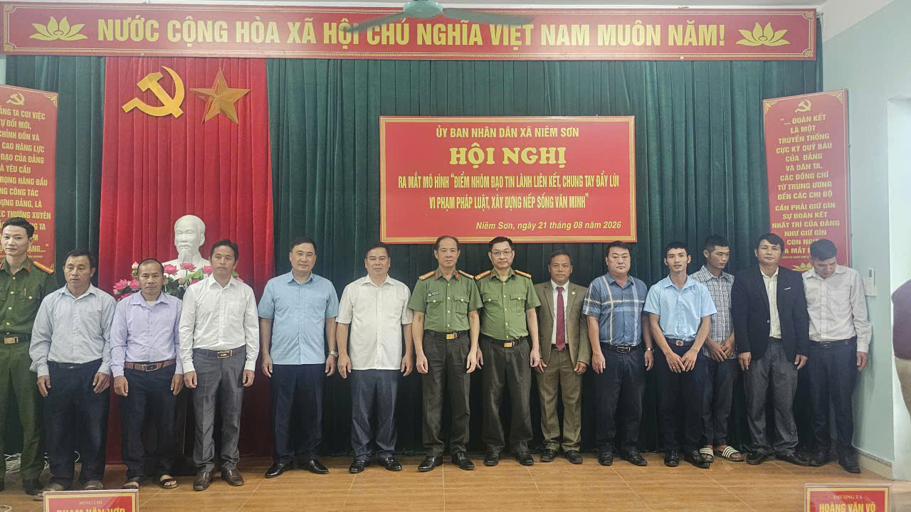 Xã Niêm Sơn ra mắt mô hình “Điểm nhóm Tin lành liên kết, chung tay đẩy lùi vi phạm pháp luật, xây dựng nếp sống văn minh”
